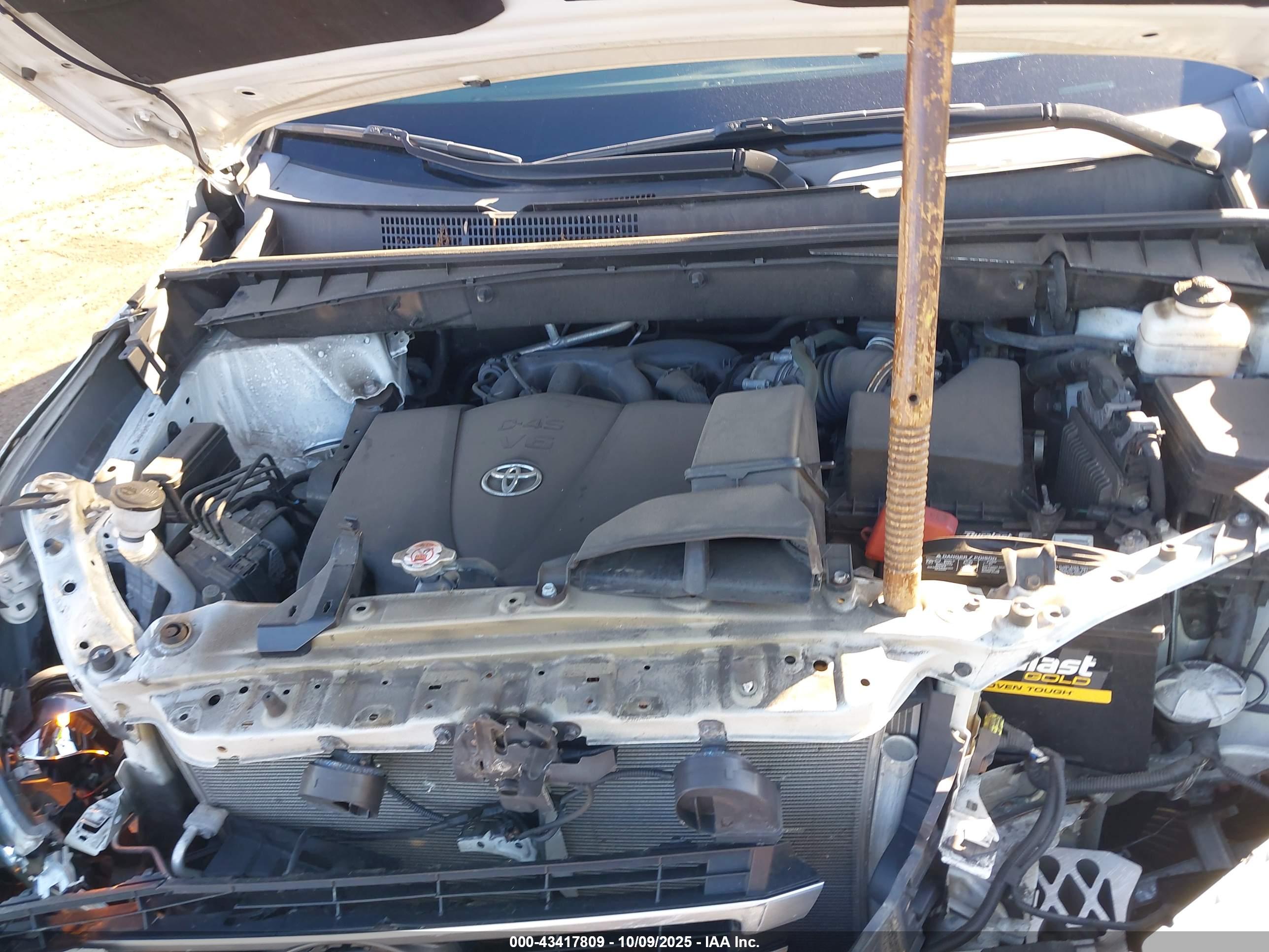 TOYOTA HIGHLANDER image 10