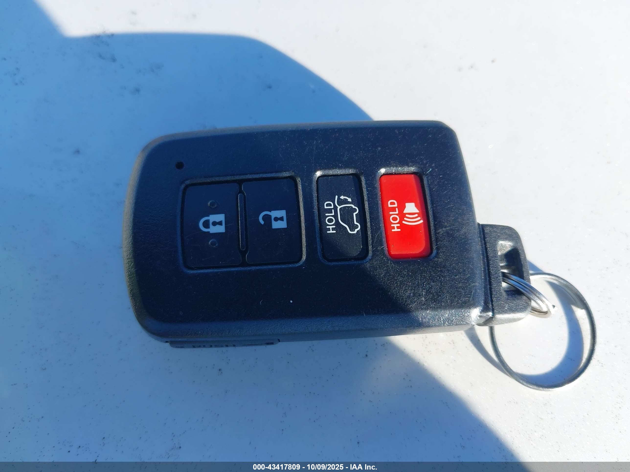 TOYOTA HIGHLANDER image 11