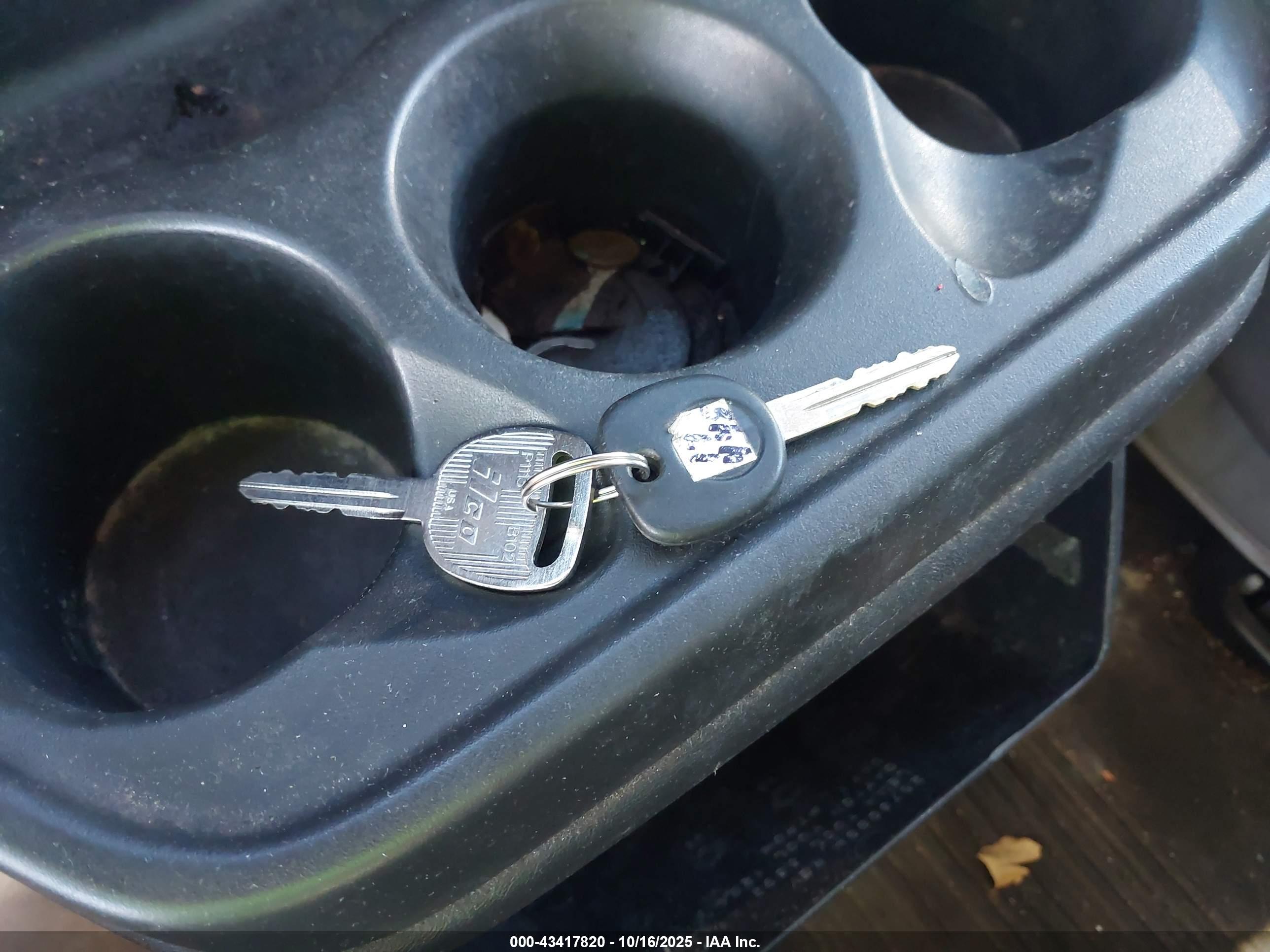 GMC SAVANA image 11