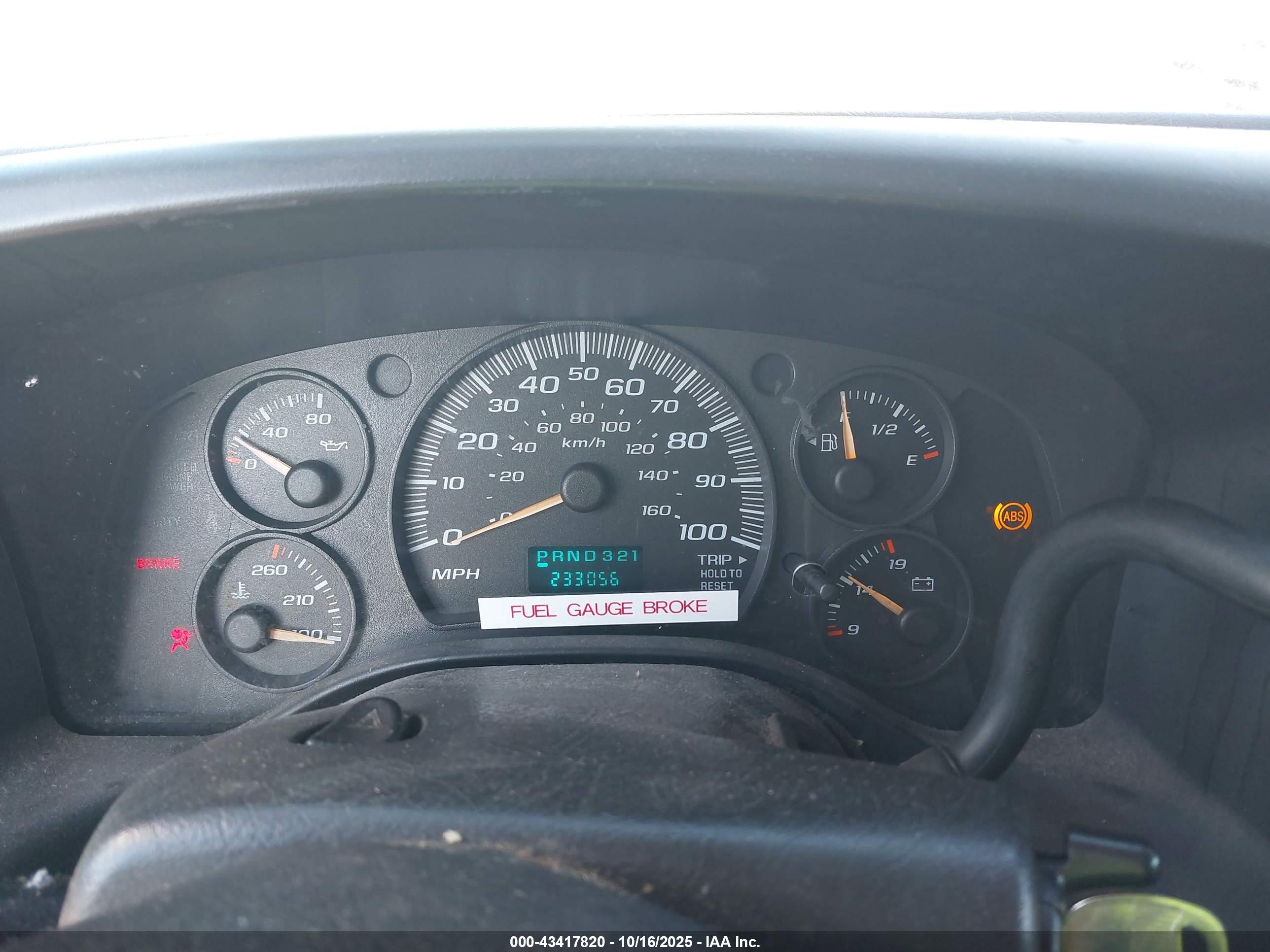 GMC SAVANA image 7