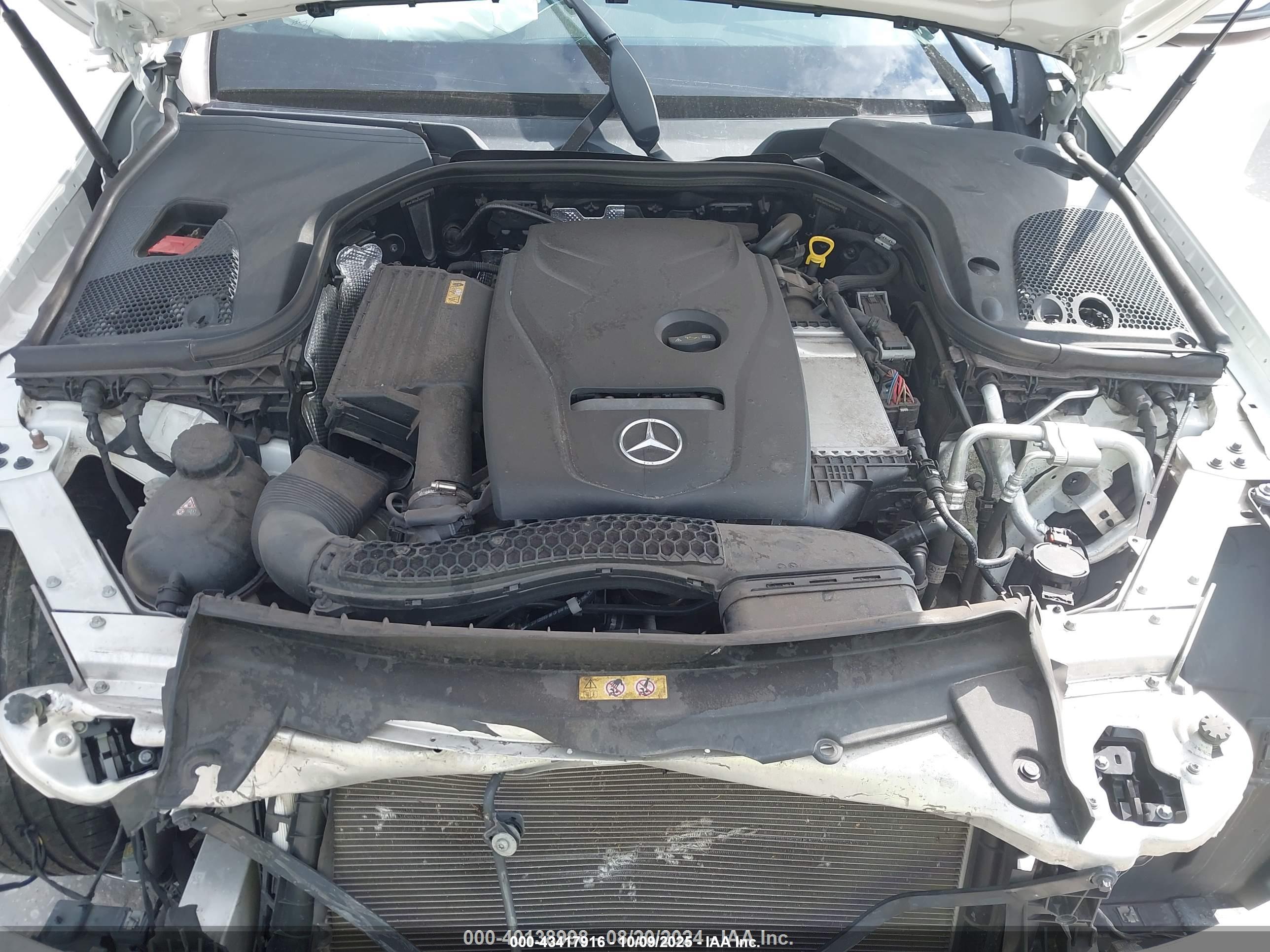 MERCEDES-BENZ E image 10
