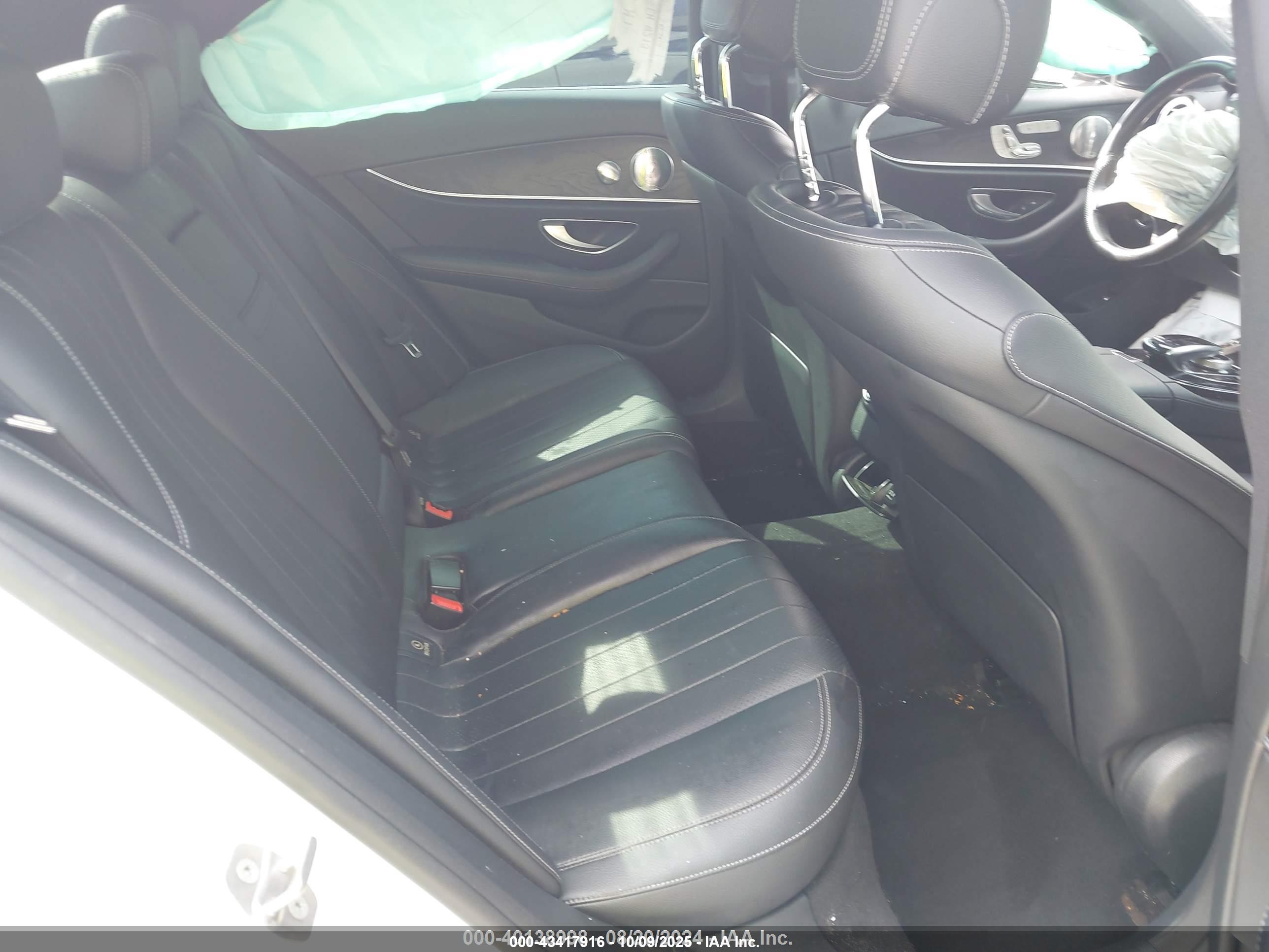 MERCEDES-BENZ E image 8