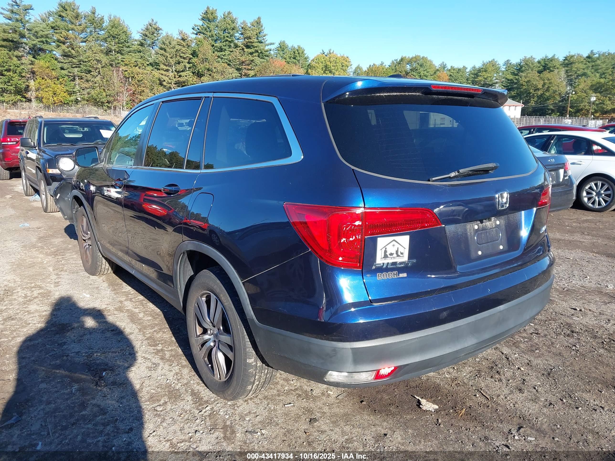 HONDA PILOT image 3