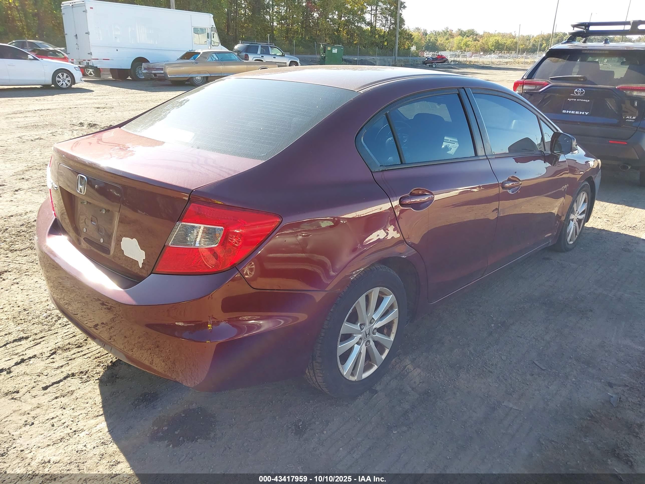 HONDA CIVIC image 4
