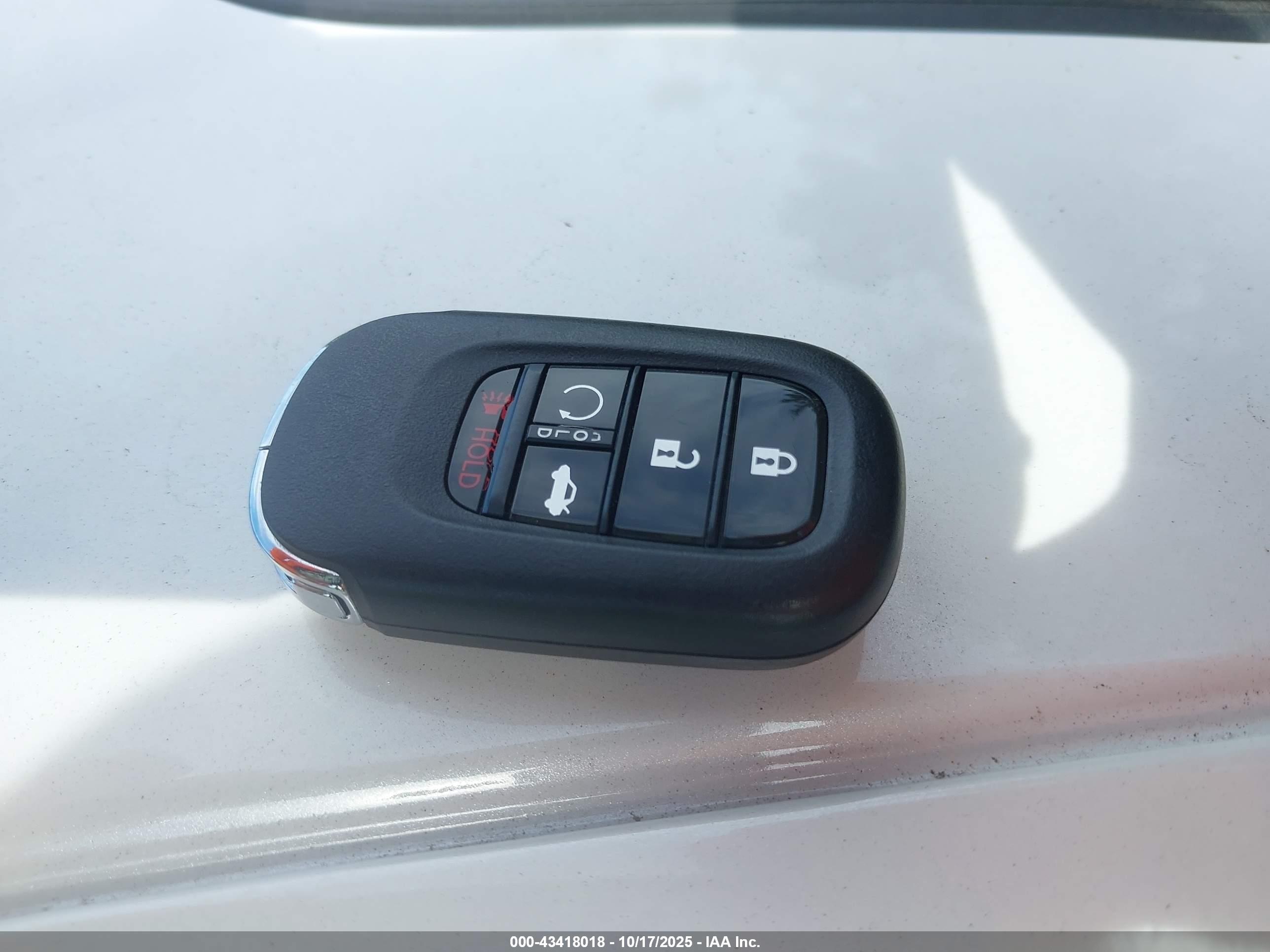 HONDA ACCORD image 11