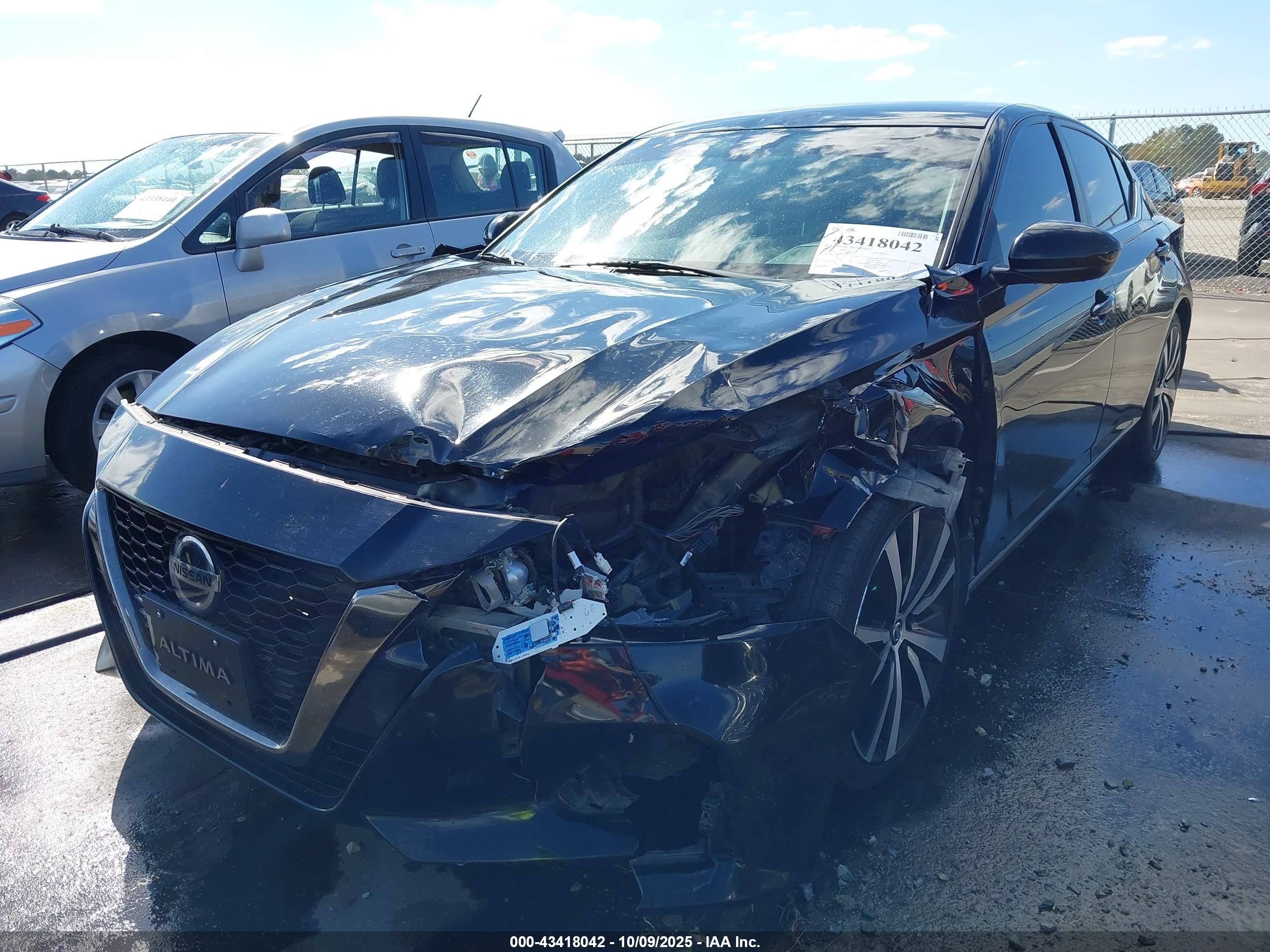 NISSAN ALTIMA image 6