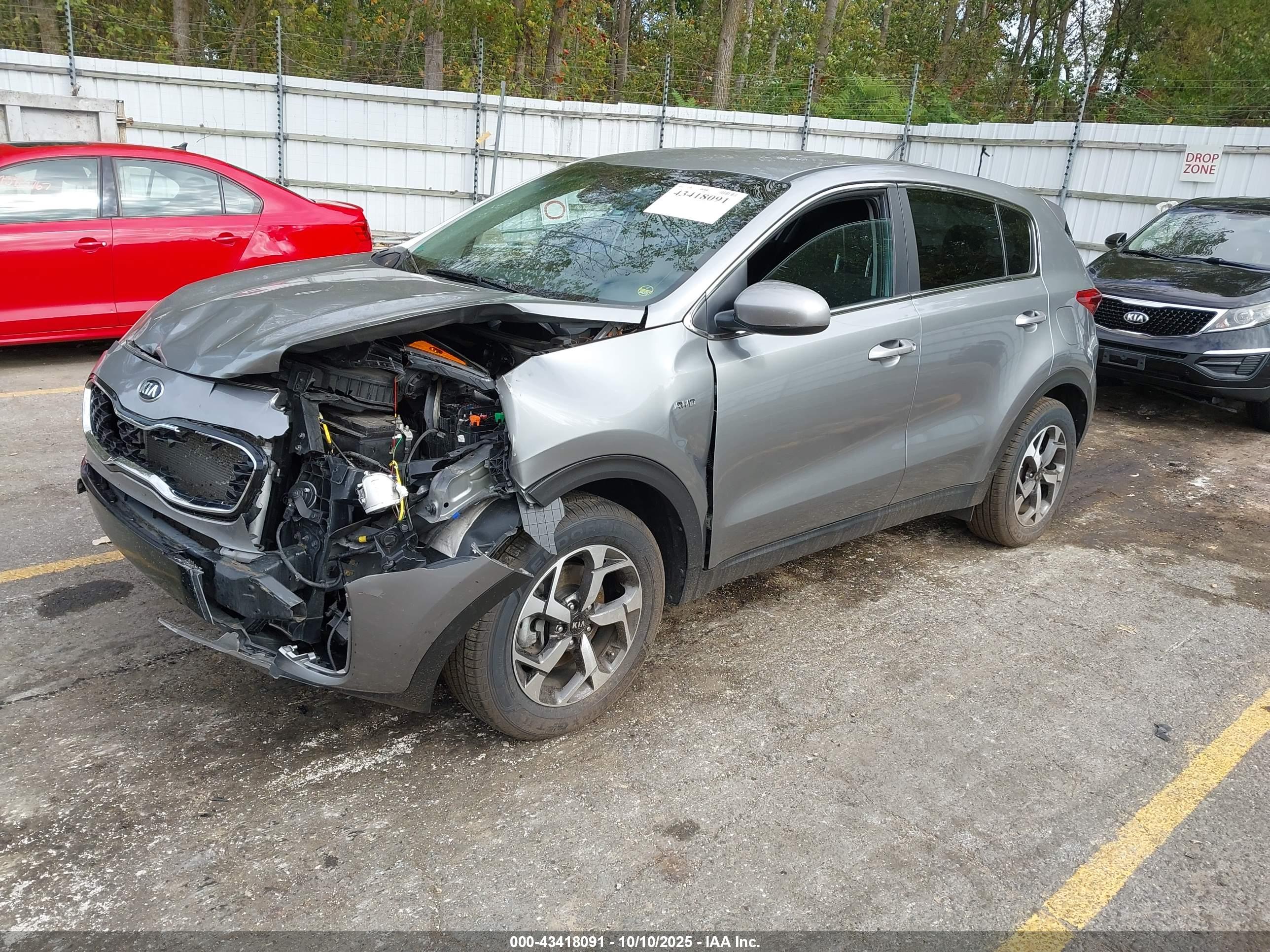 KIA SPORTAGE image 2