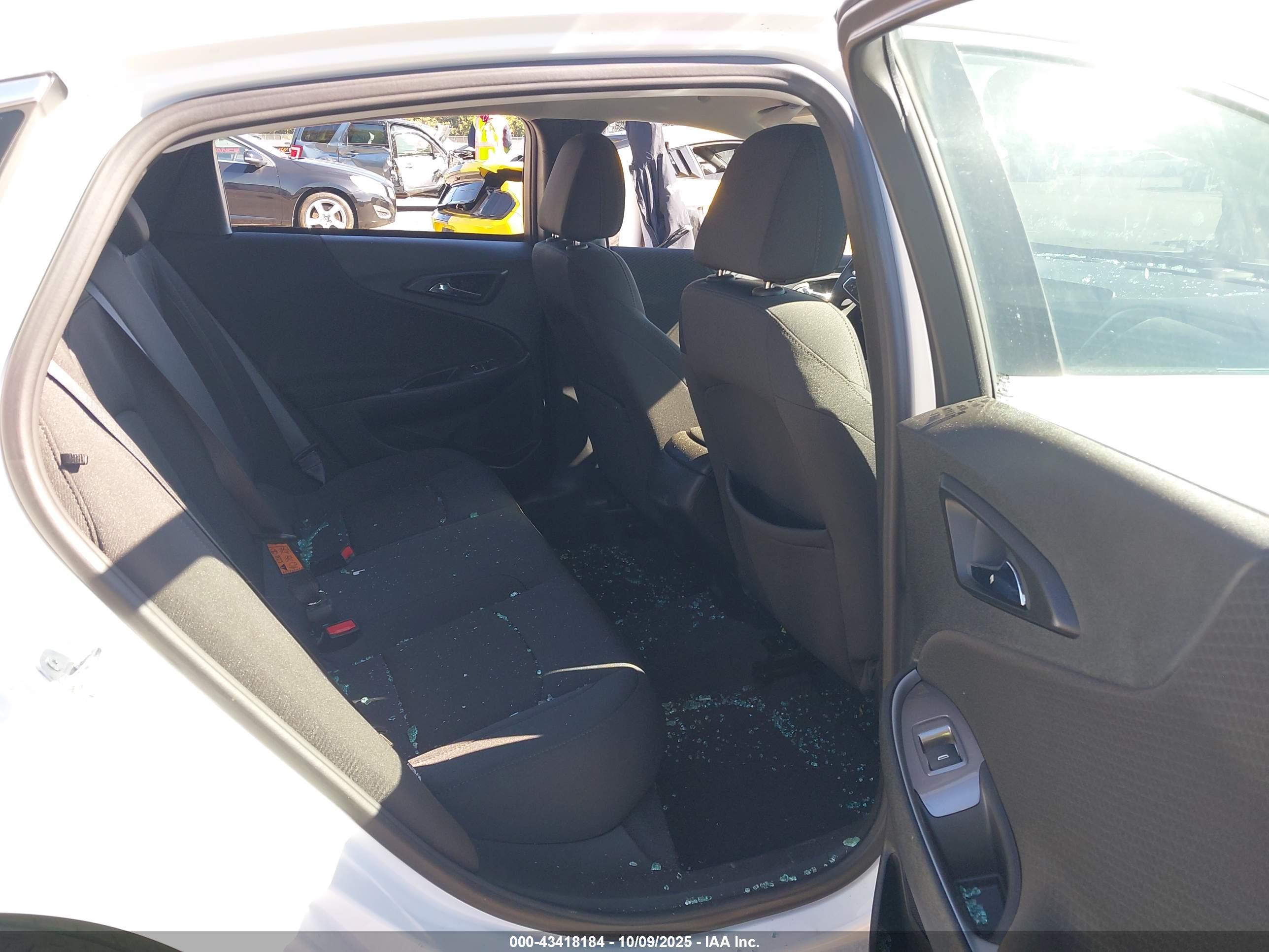 CHEVROLET MALIBU image 8