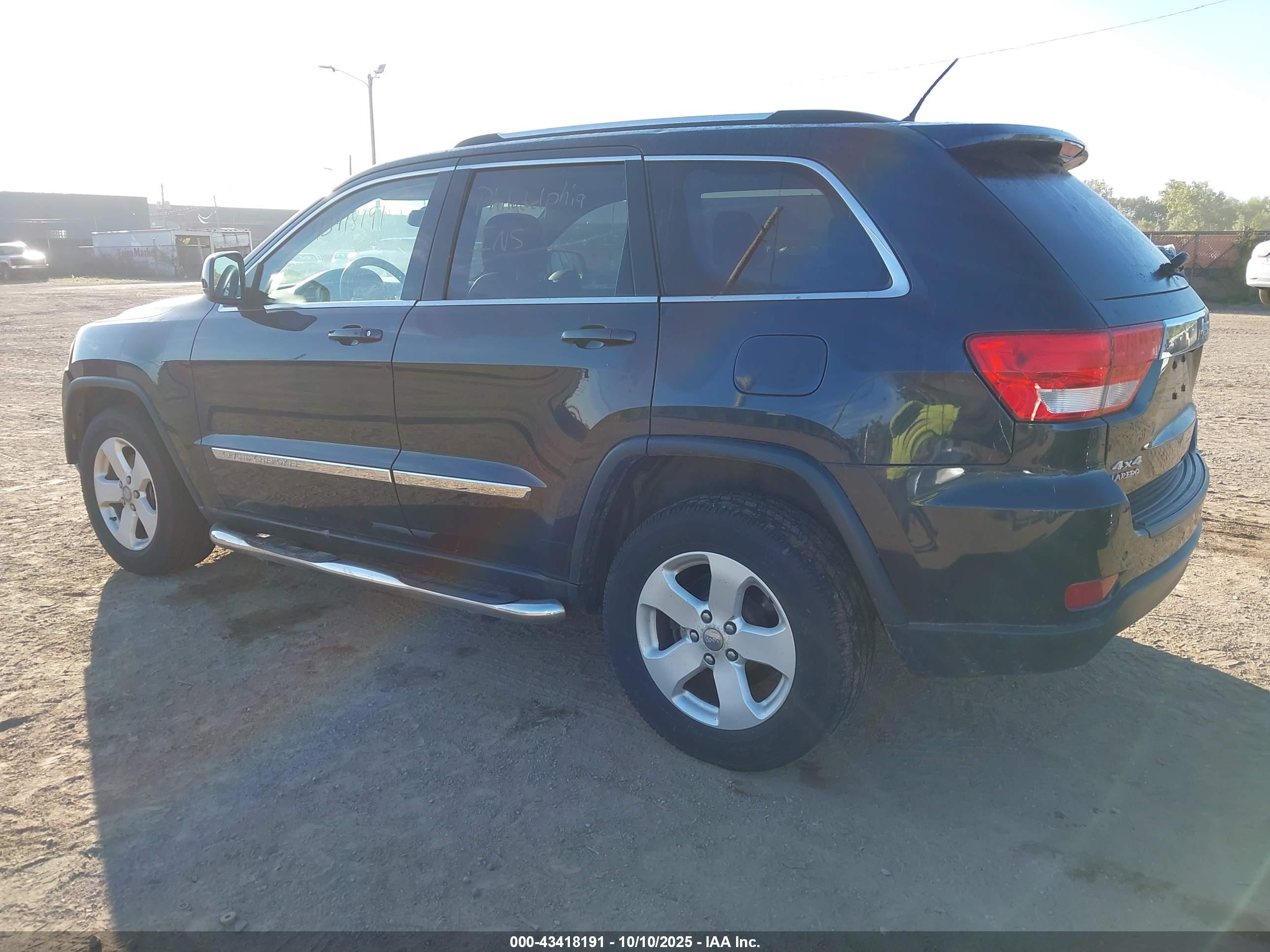 JEEP GRAND image 3