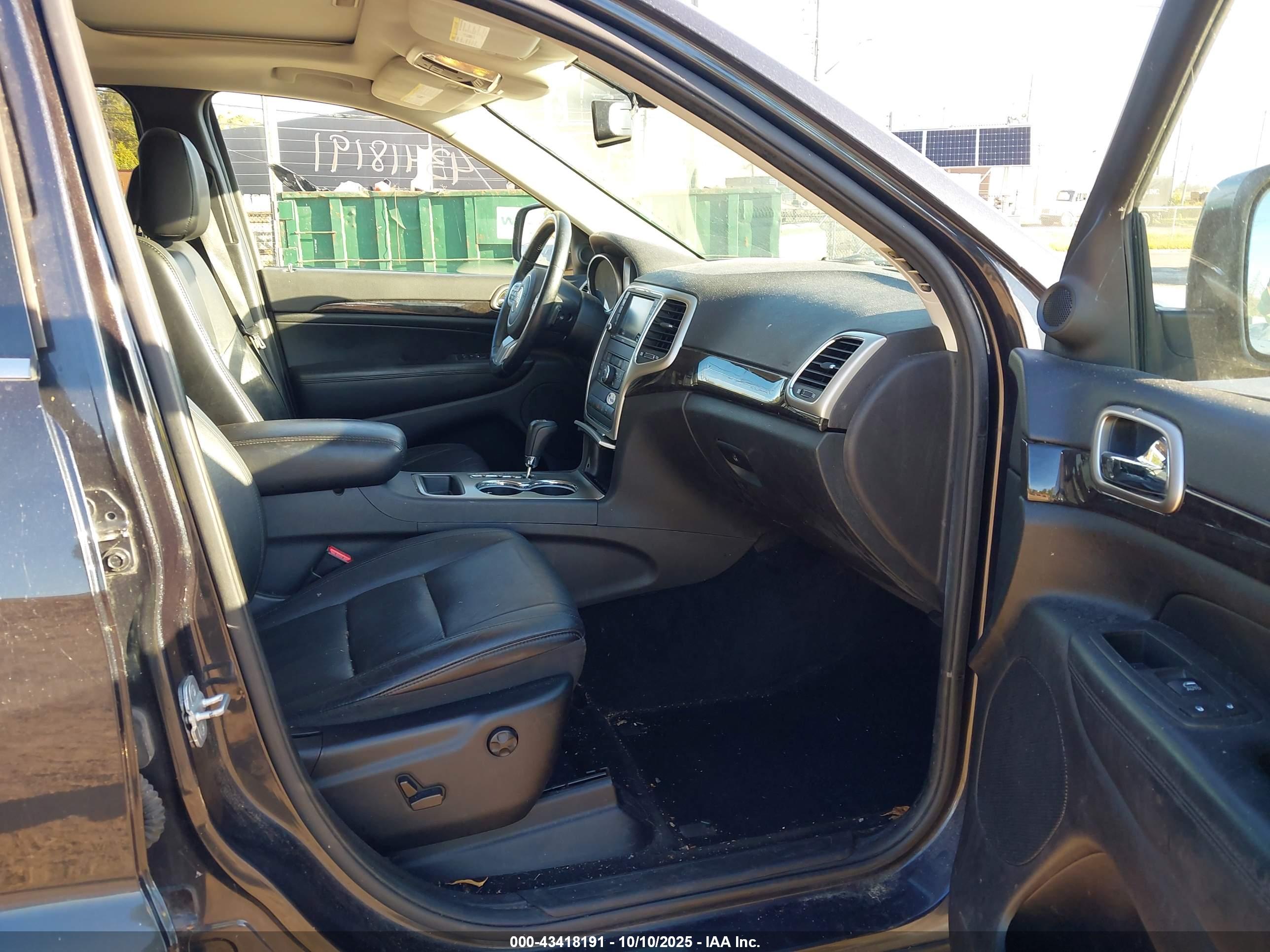 JEEP GRAND image 5