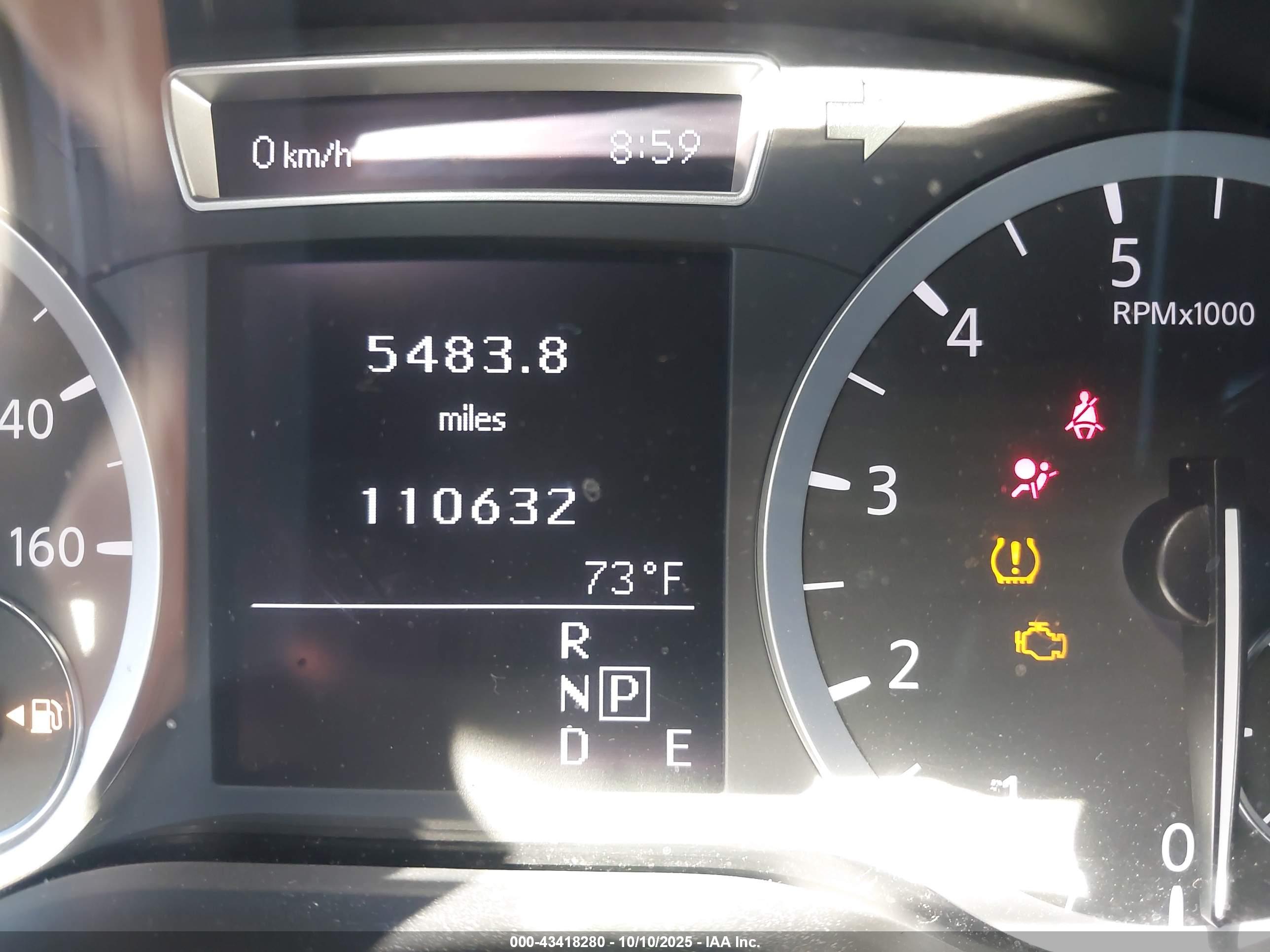 INFINITI QX30 image 7