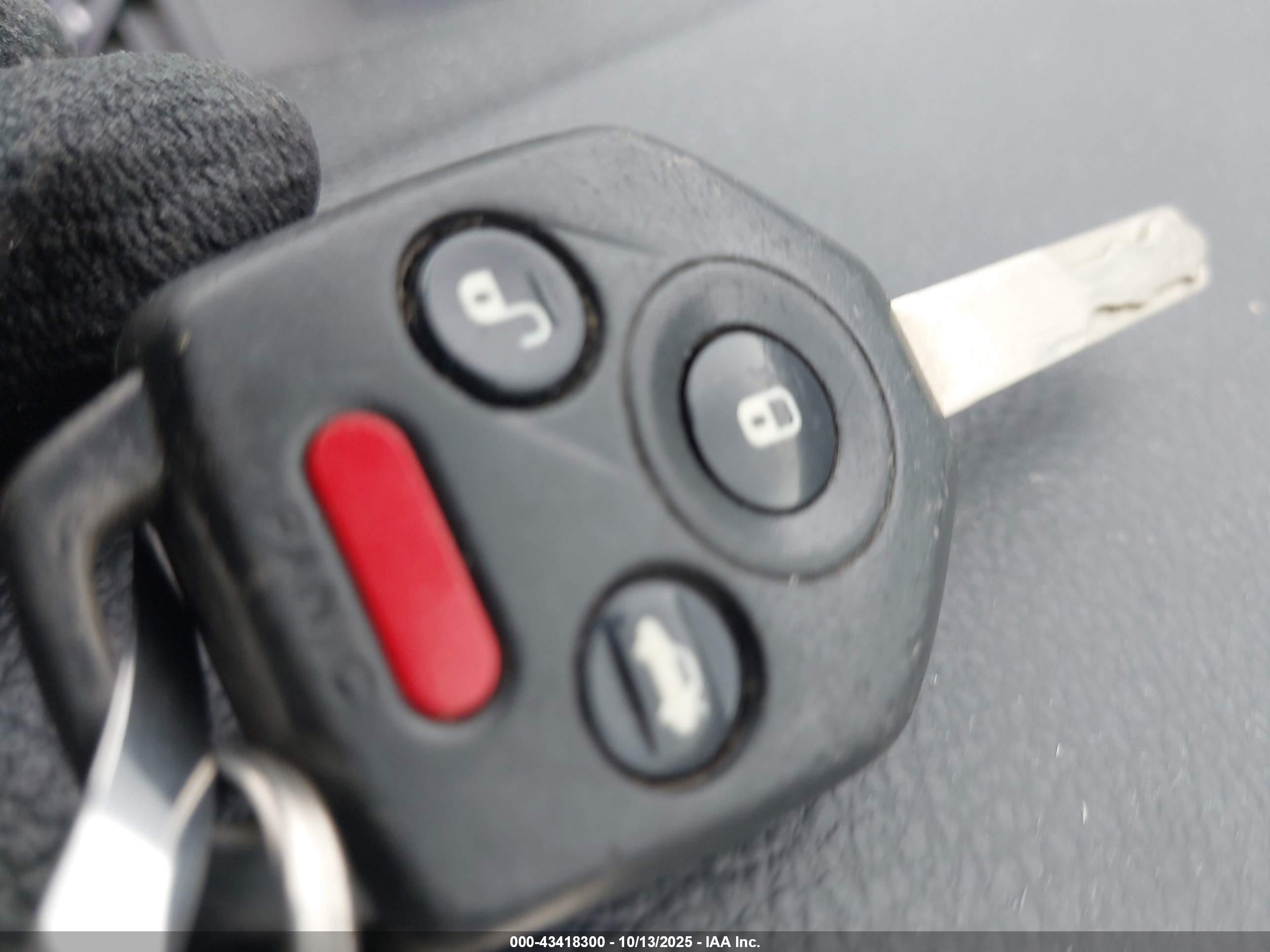 SUBARU LEGACY image 11