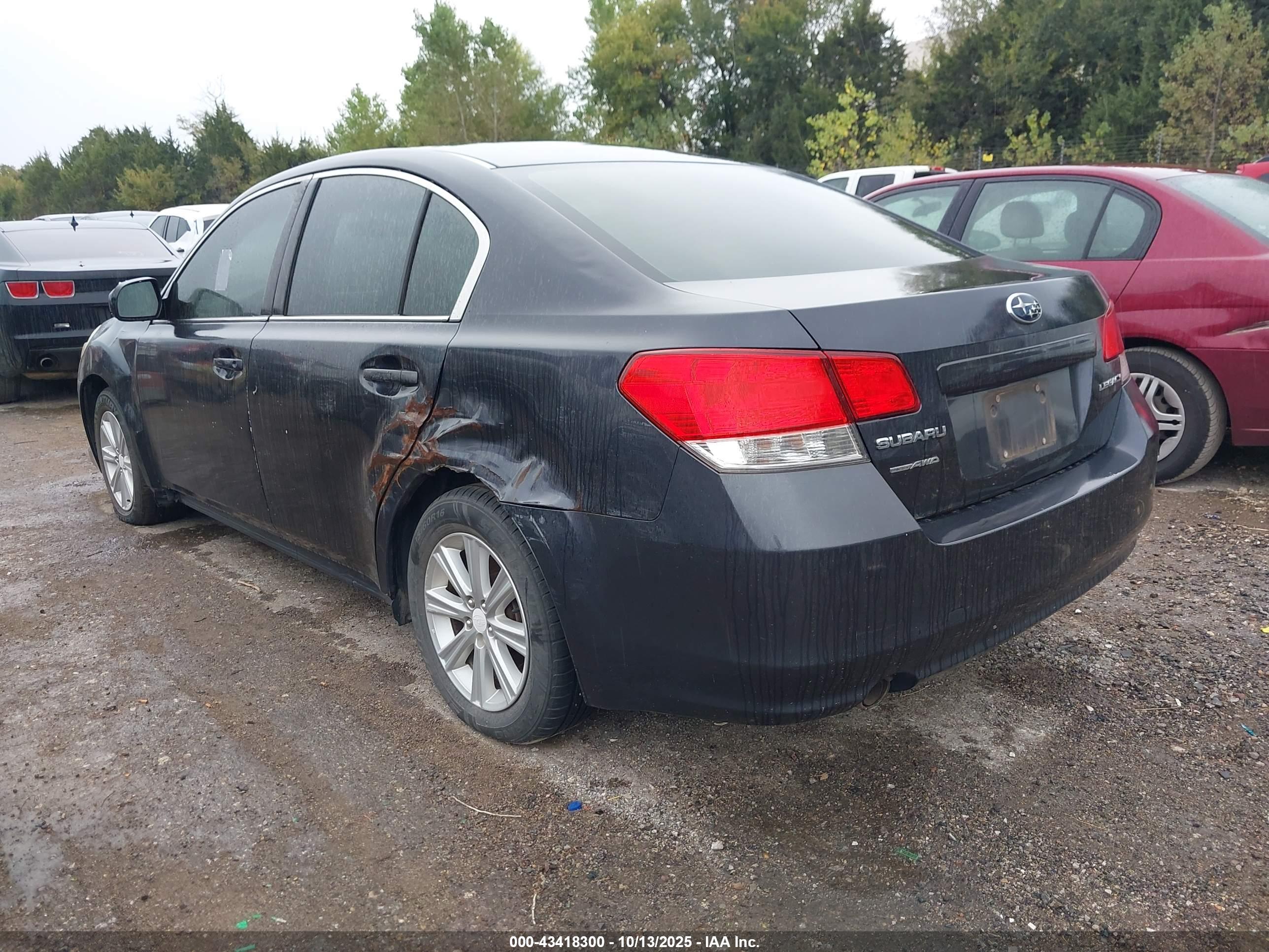 SUBARU LEGACY image 3