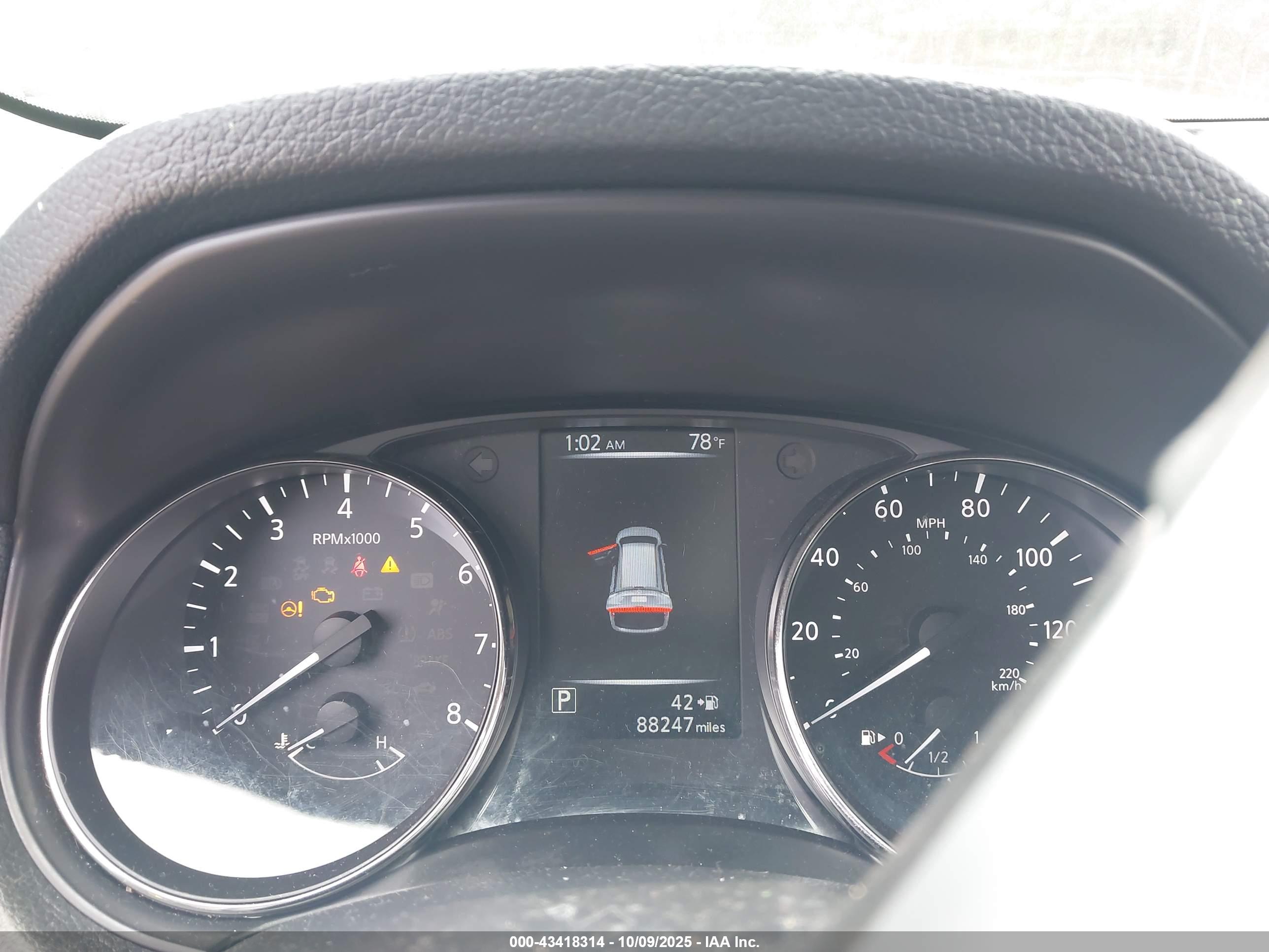 NISSAN ROGUE image 7