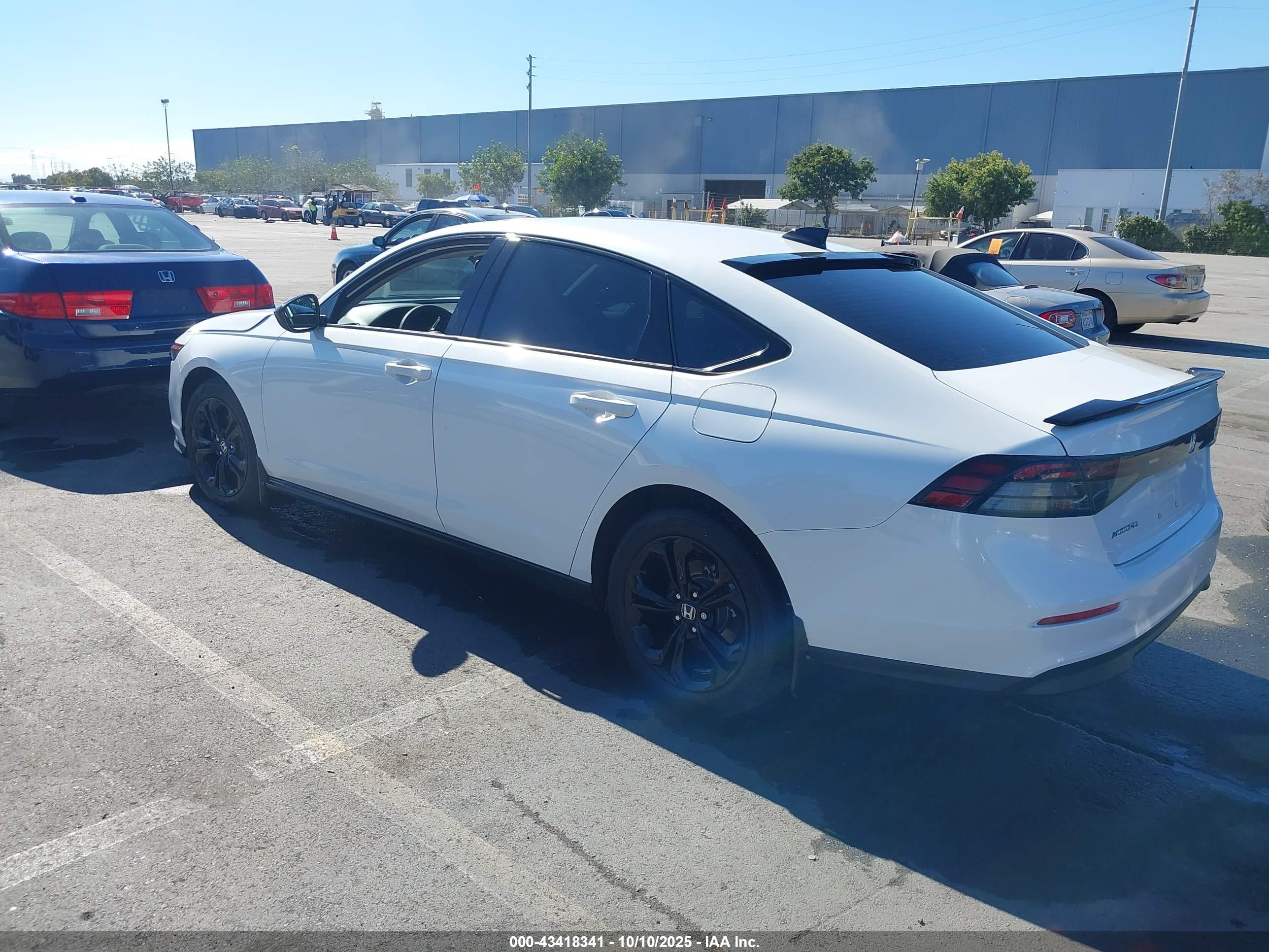 HONDA ACCORD image 3