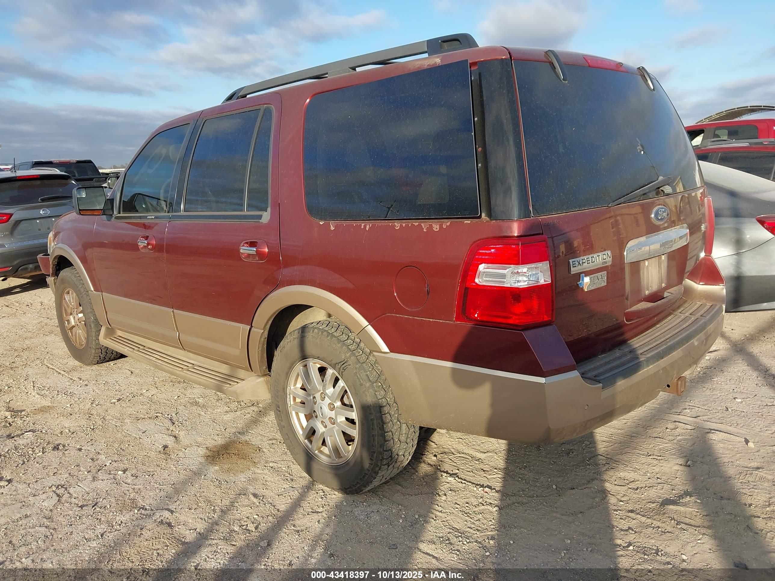 FORD EXPEDITION image 3