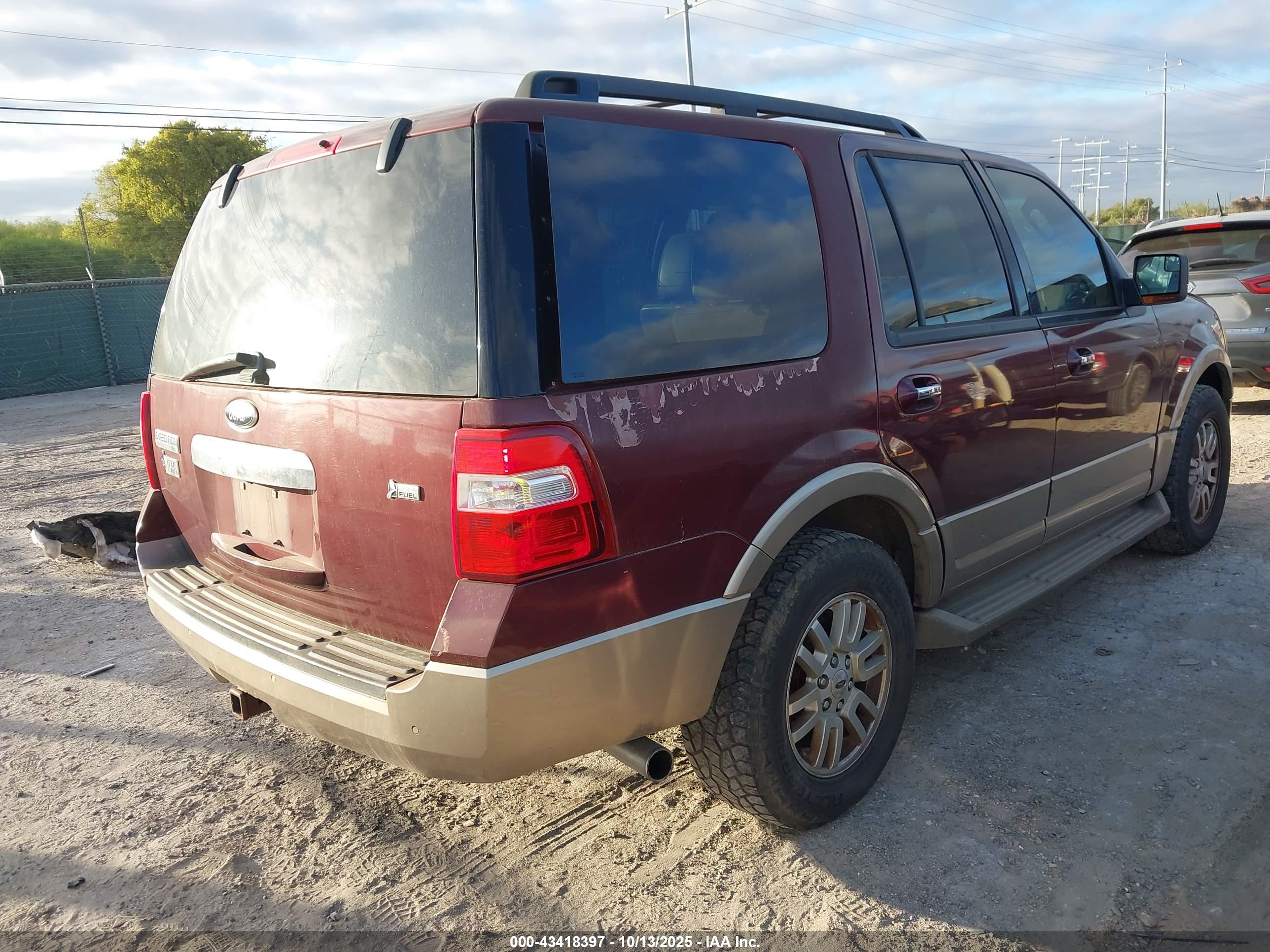 FORD EXPEDITION image 4
