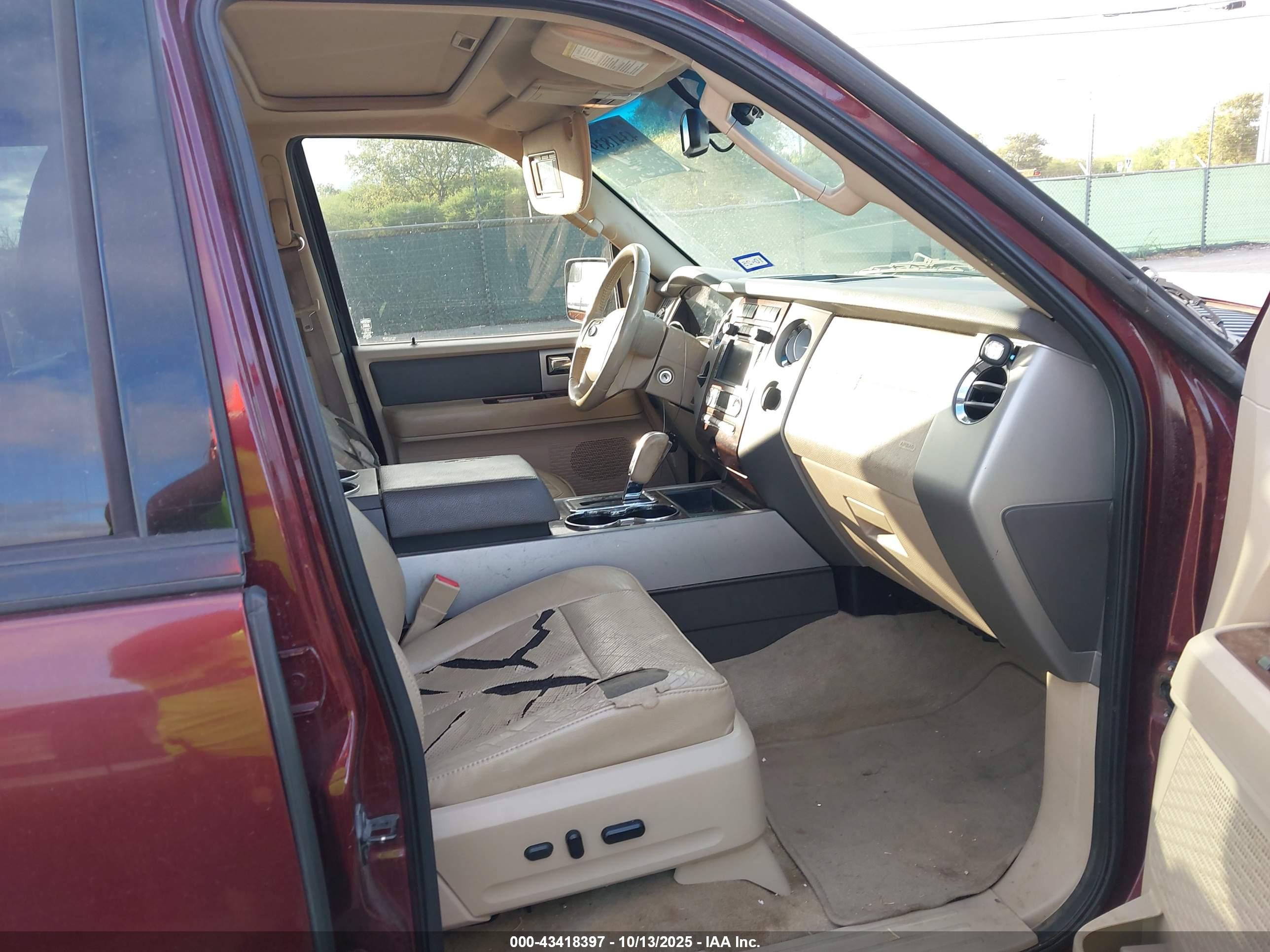 FORD EXPEDITION image 5