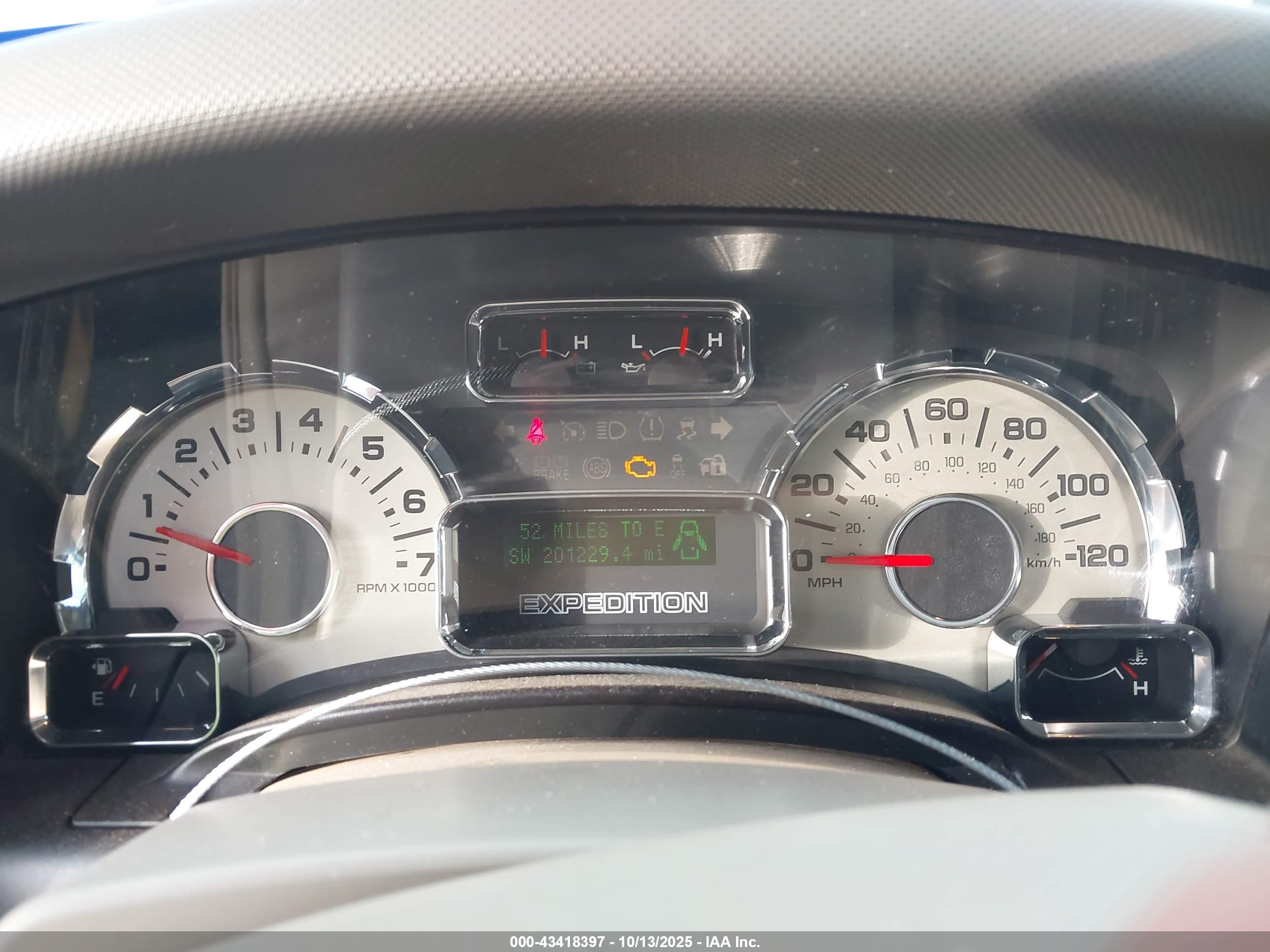 FORD EXPEDITION image 7