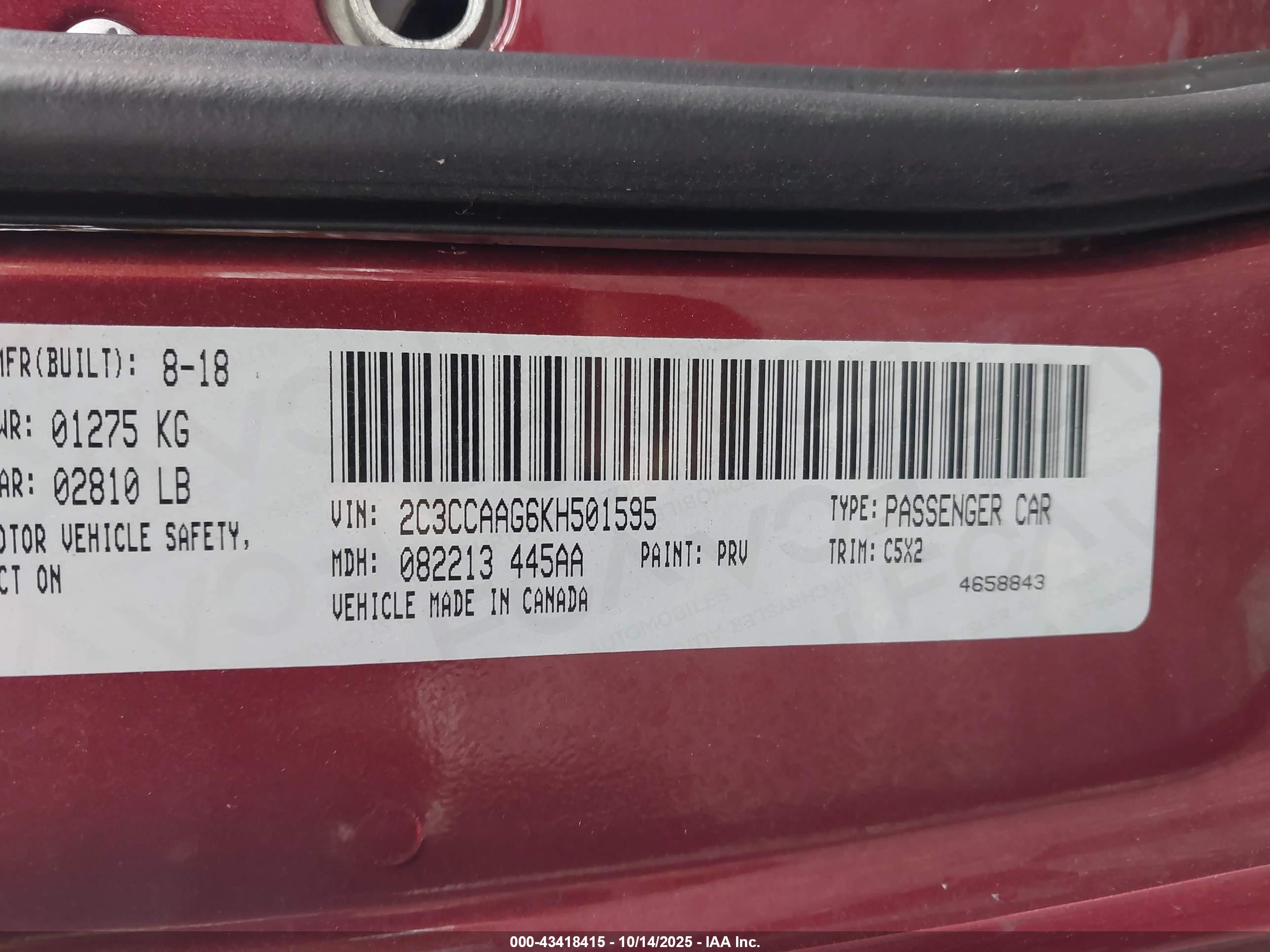 CHRYSLER 300 image 9