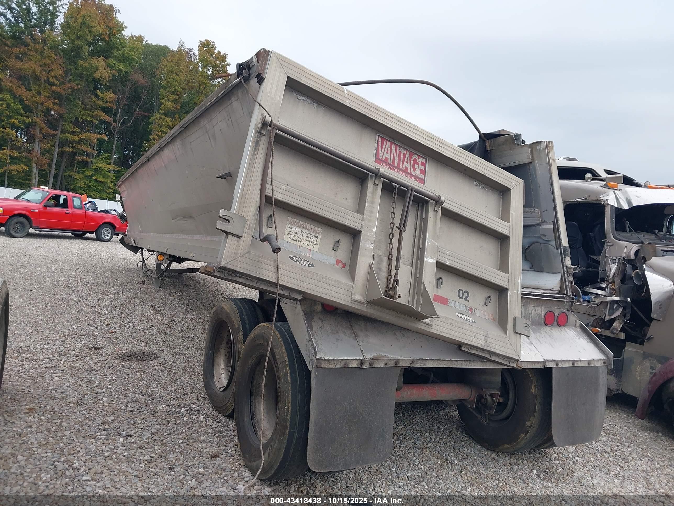 VANTAGE DUMP image 3