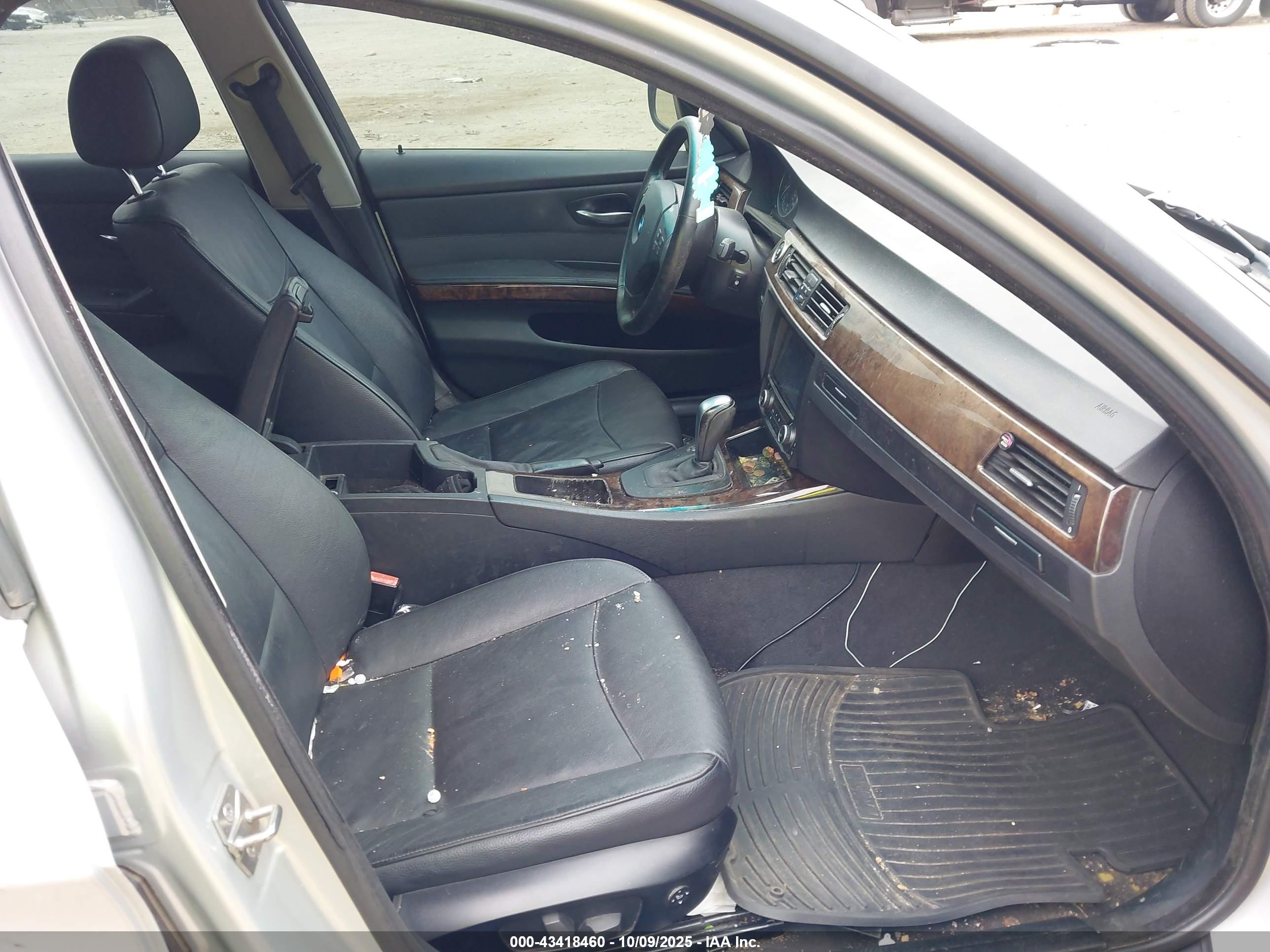 BMW 328I image 5