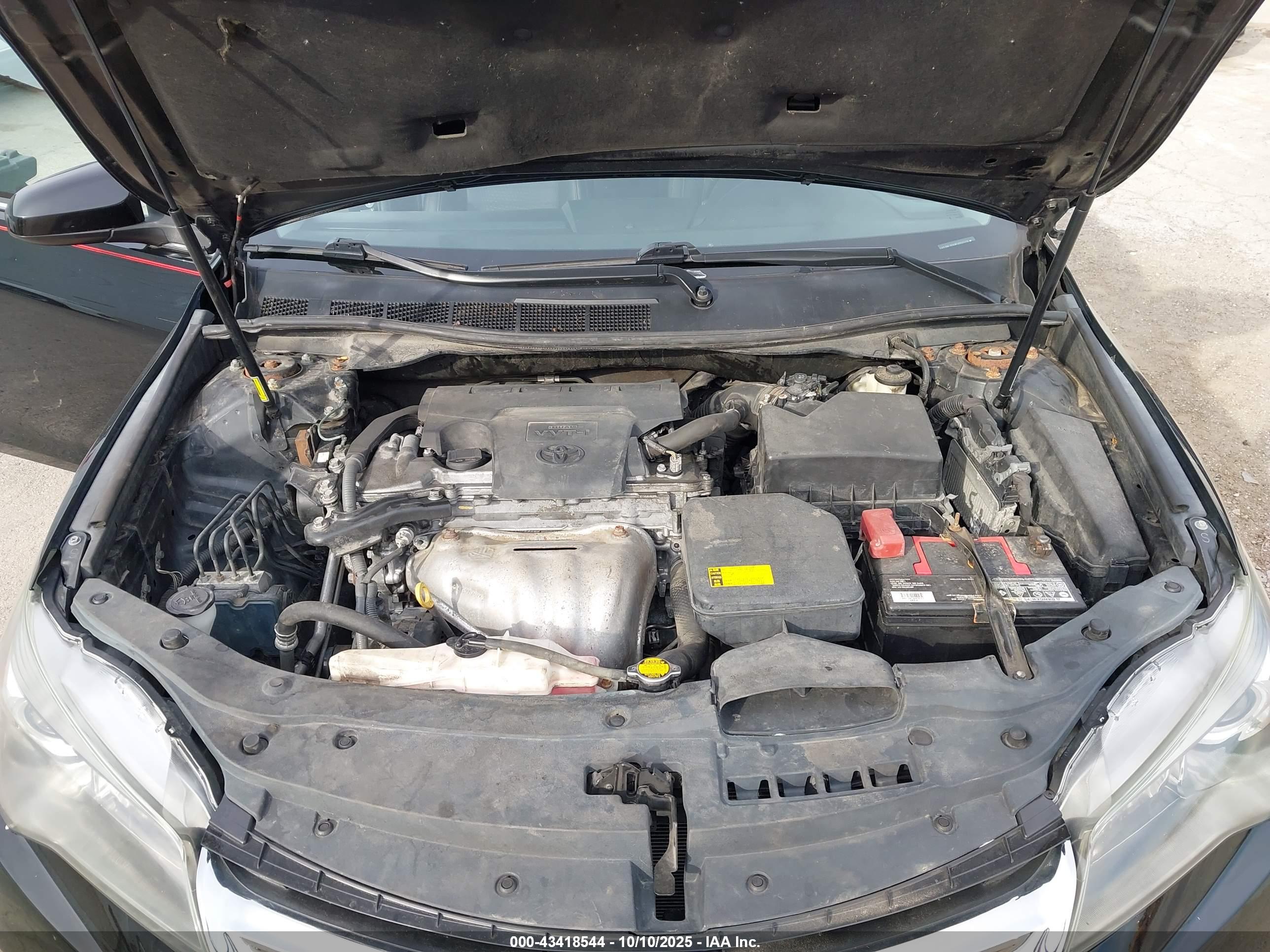TOYOTA CAMRY image 10