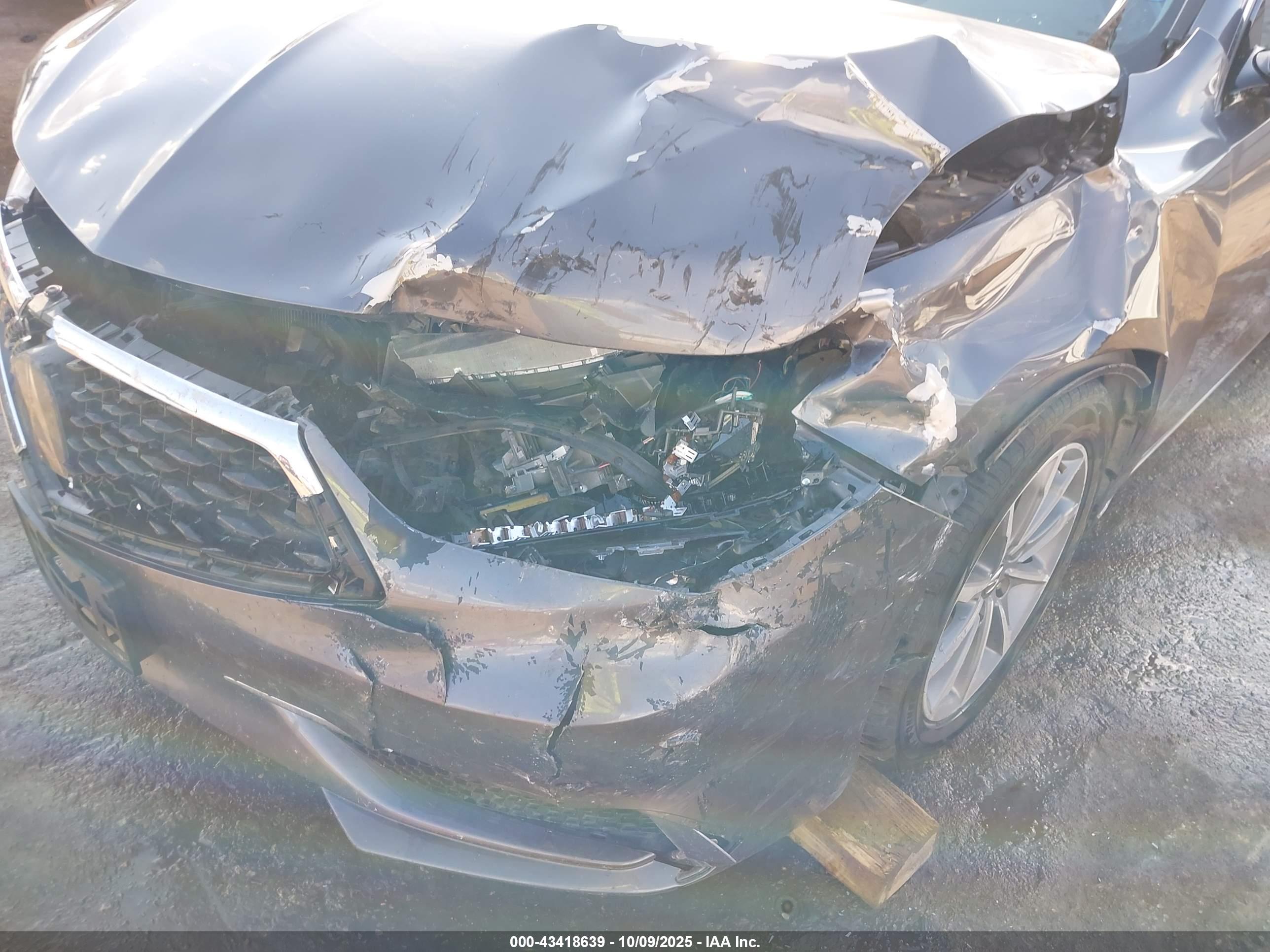 ACURA TLX image 6