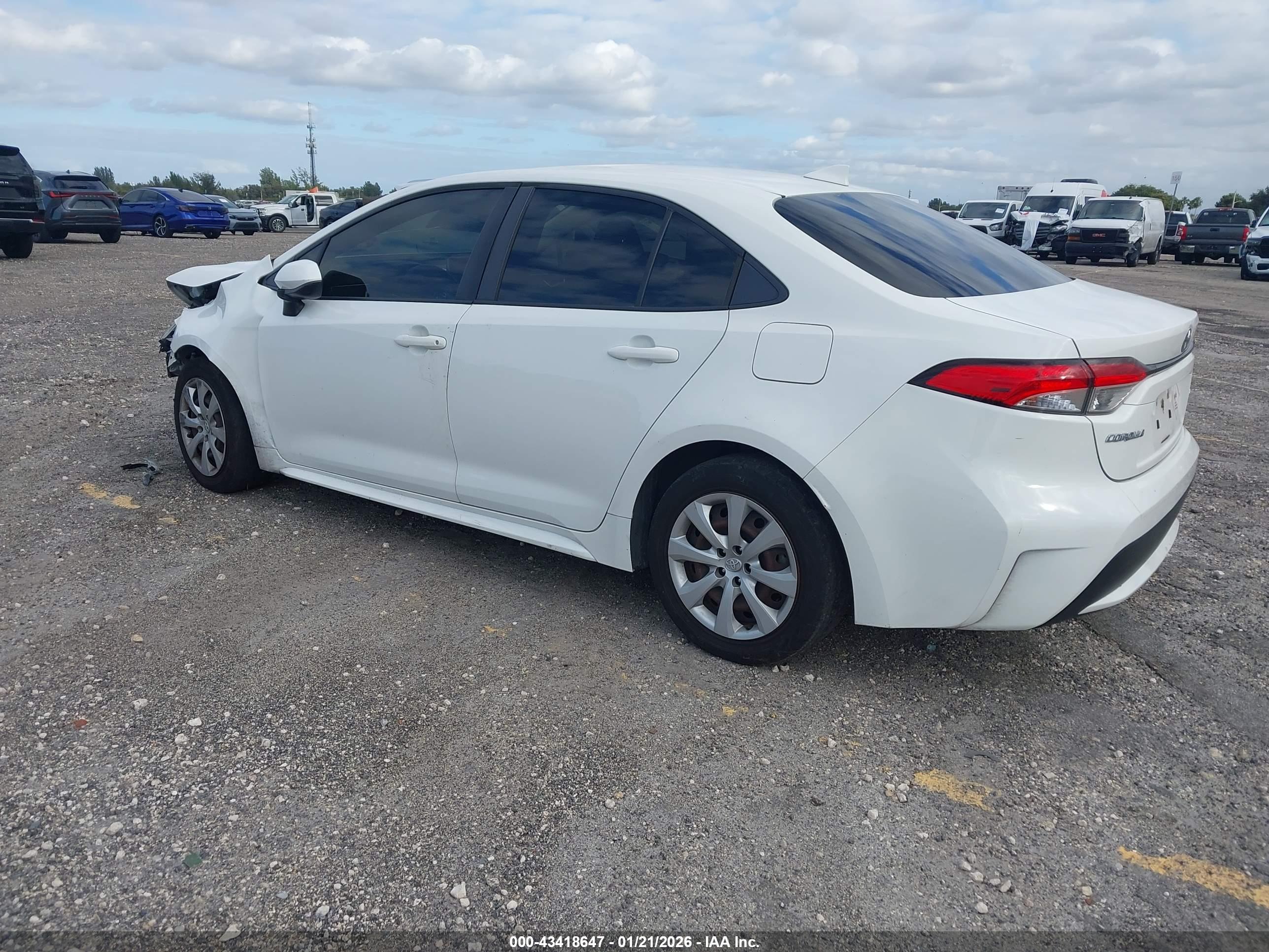 TOYOTA COROLLA image 3