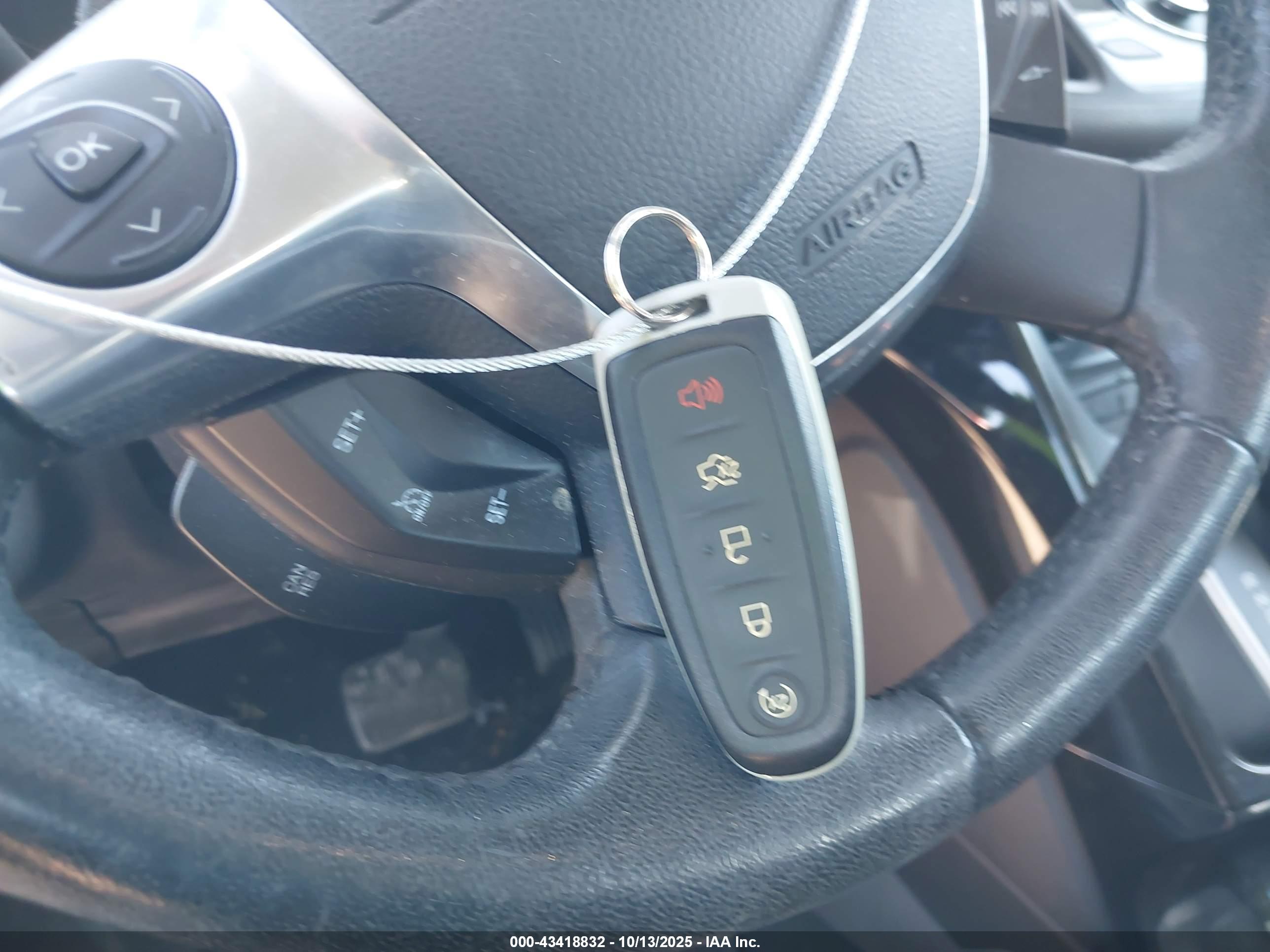 FORD C-MAX image 11