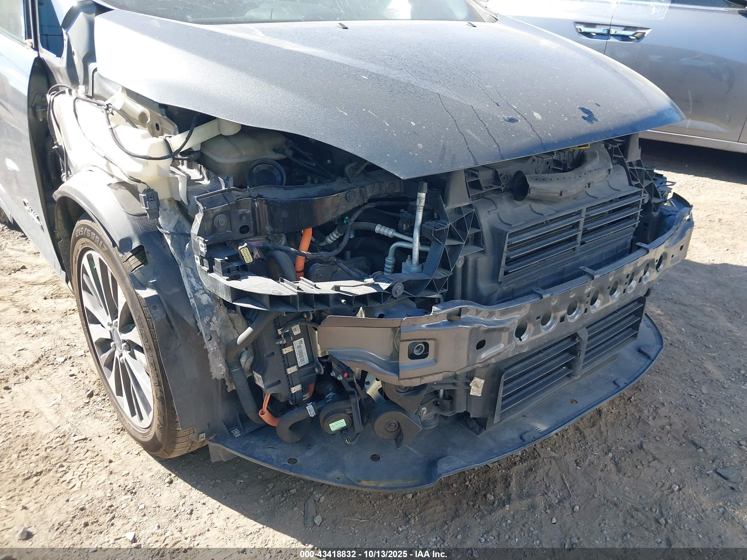 FORD C-MAX image 6