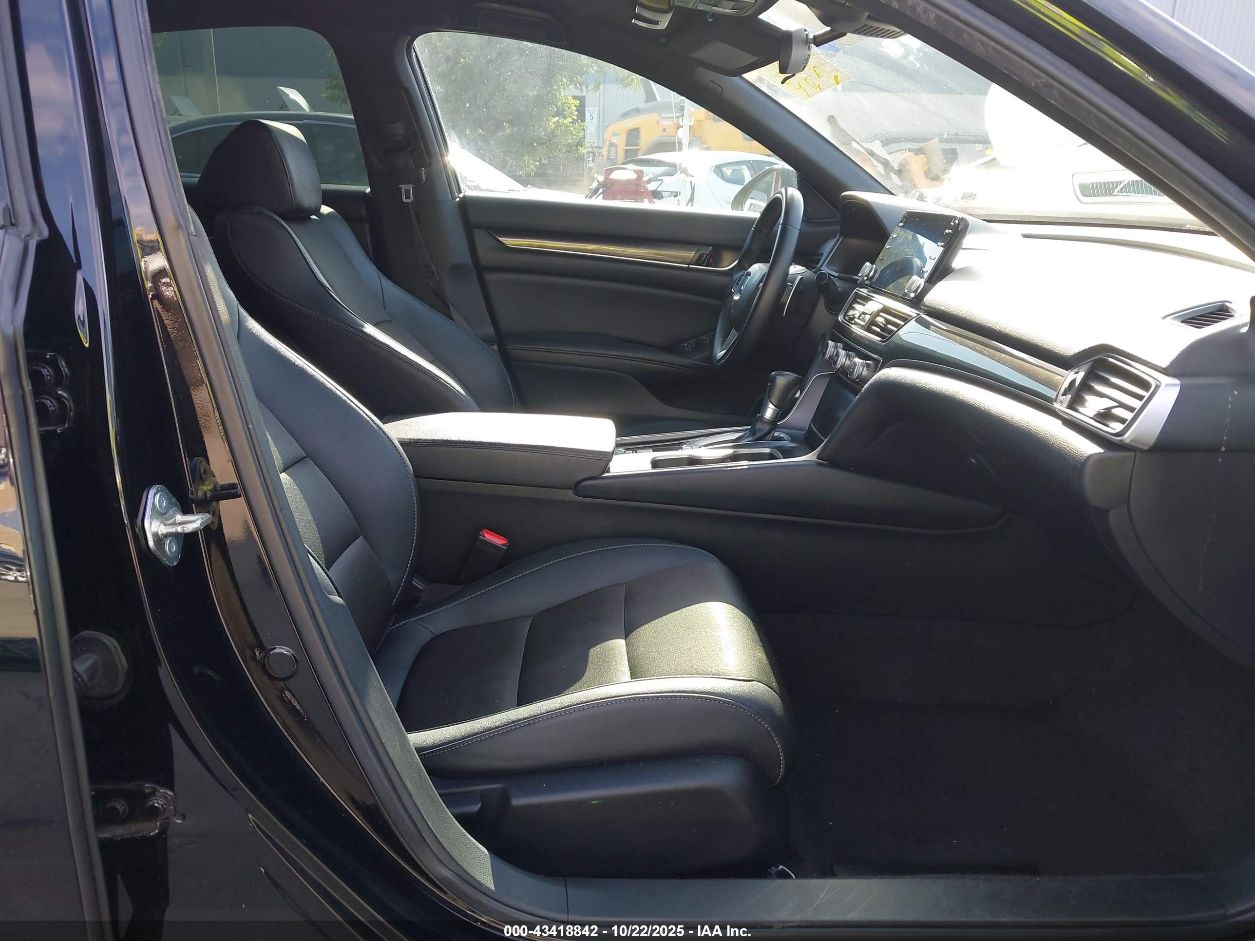 HONDA ACCORD image 5