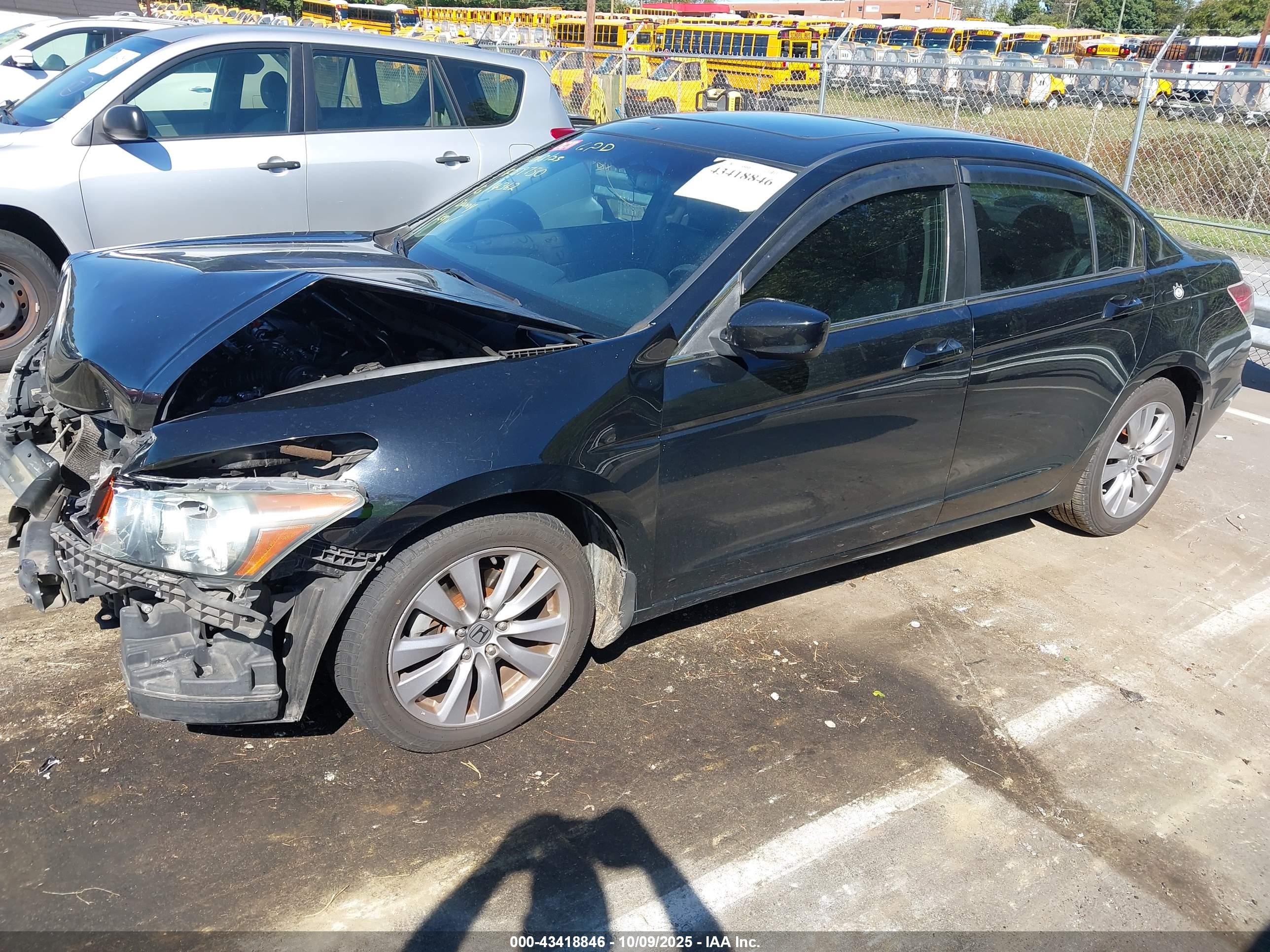 HONDA ACCORD image 2
