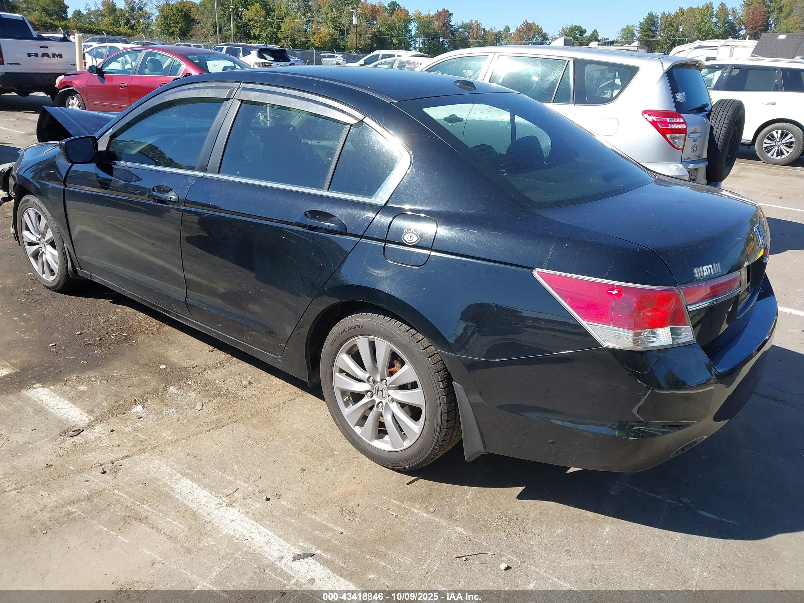 HONDA ACCORD image 3
