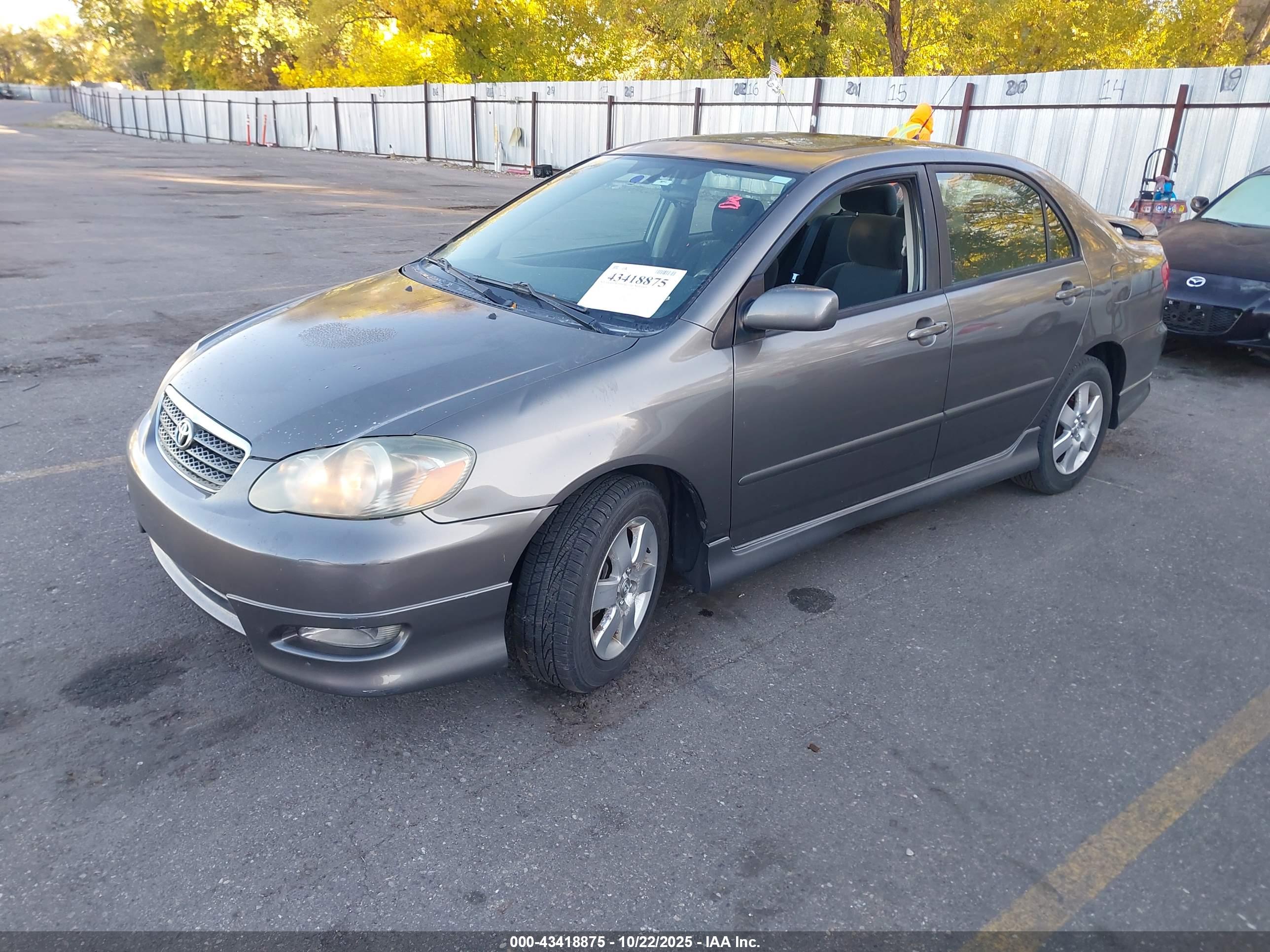 TOYOTA COROLLA image 2