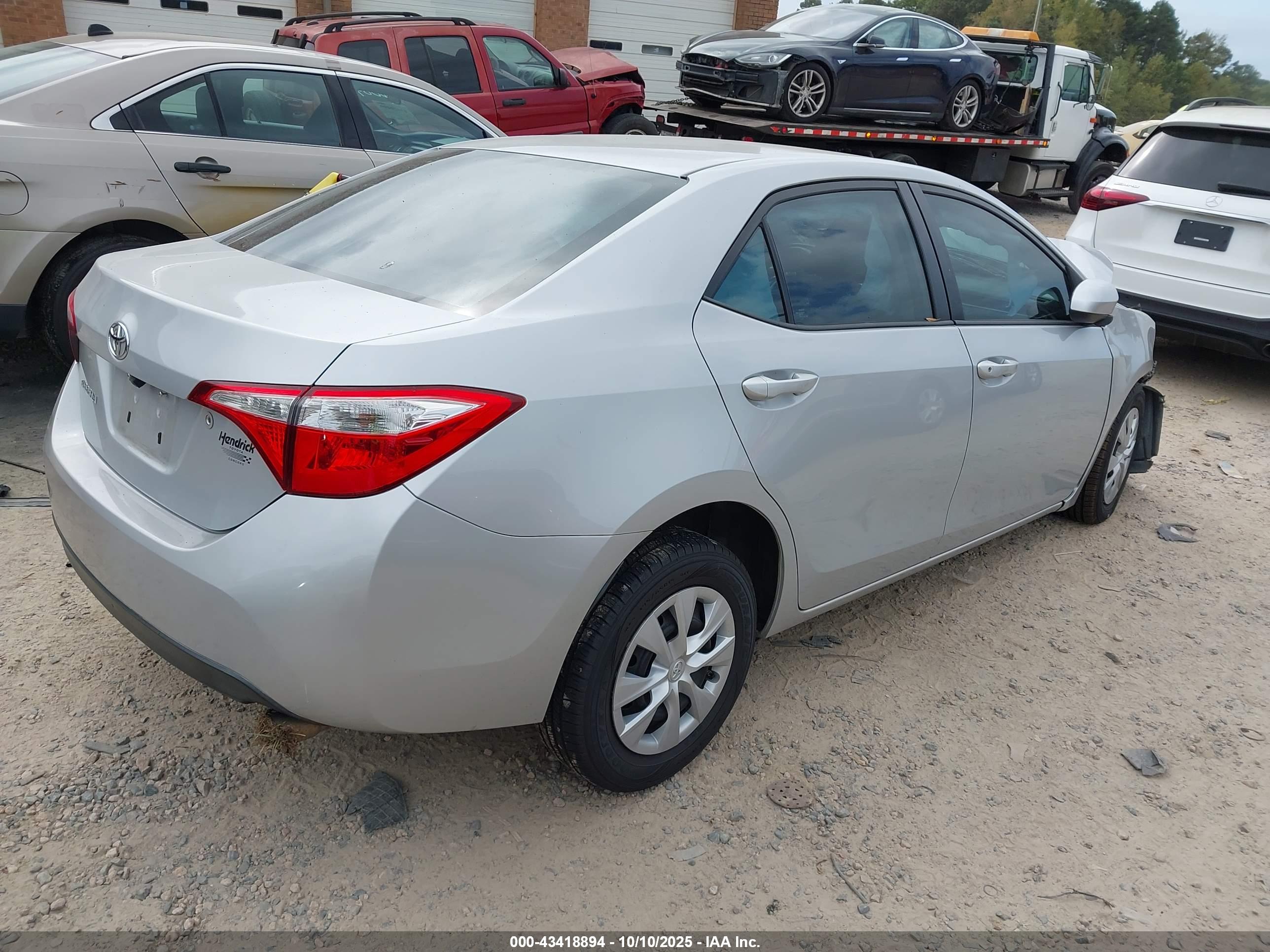 TOYOTA COROLLA image 4