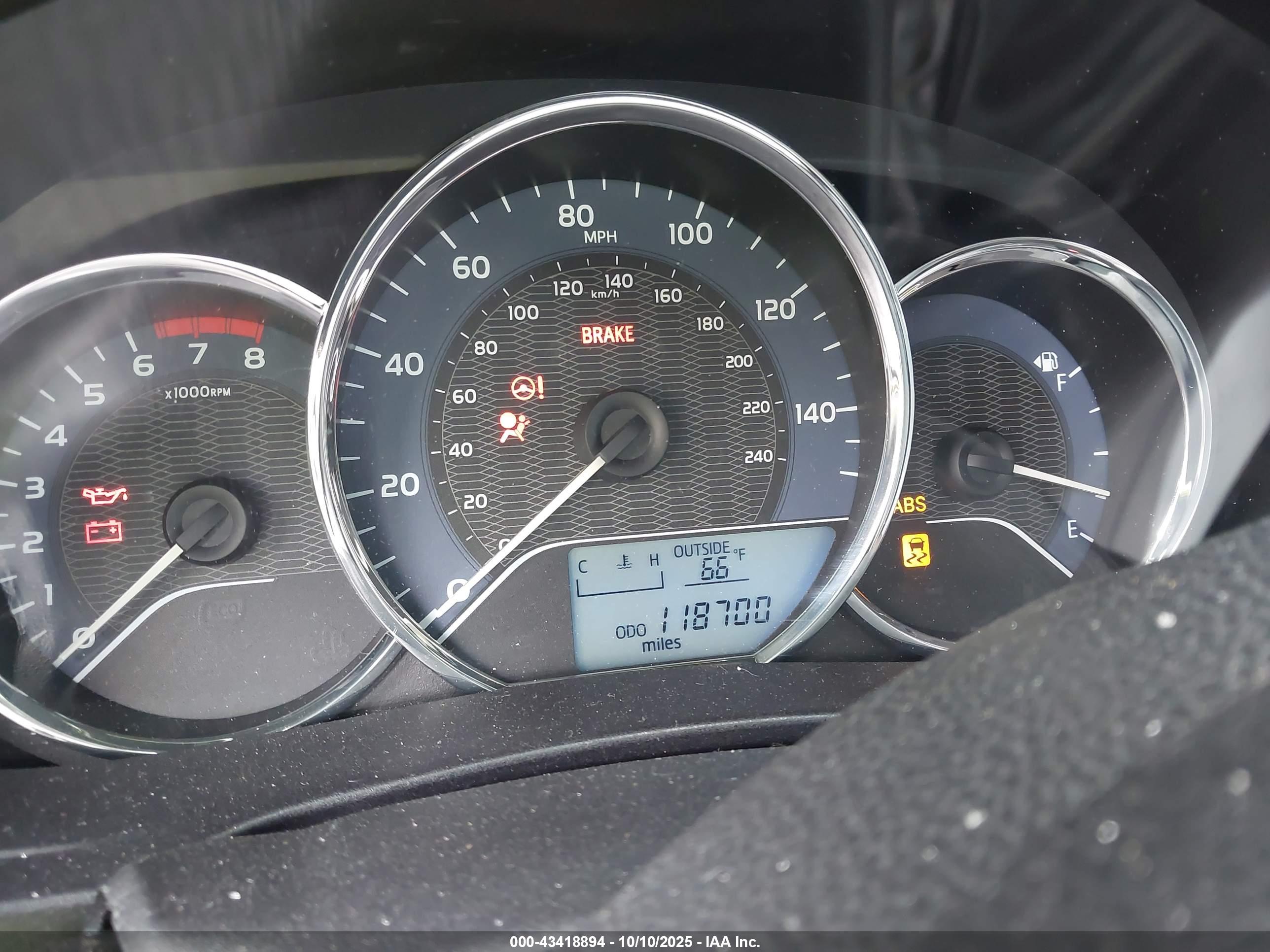 TOYOTA COROLLA image 7