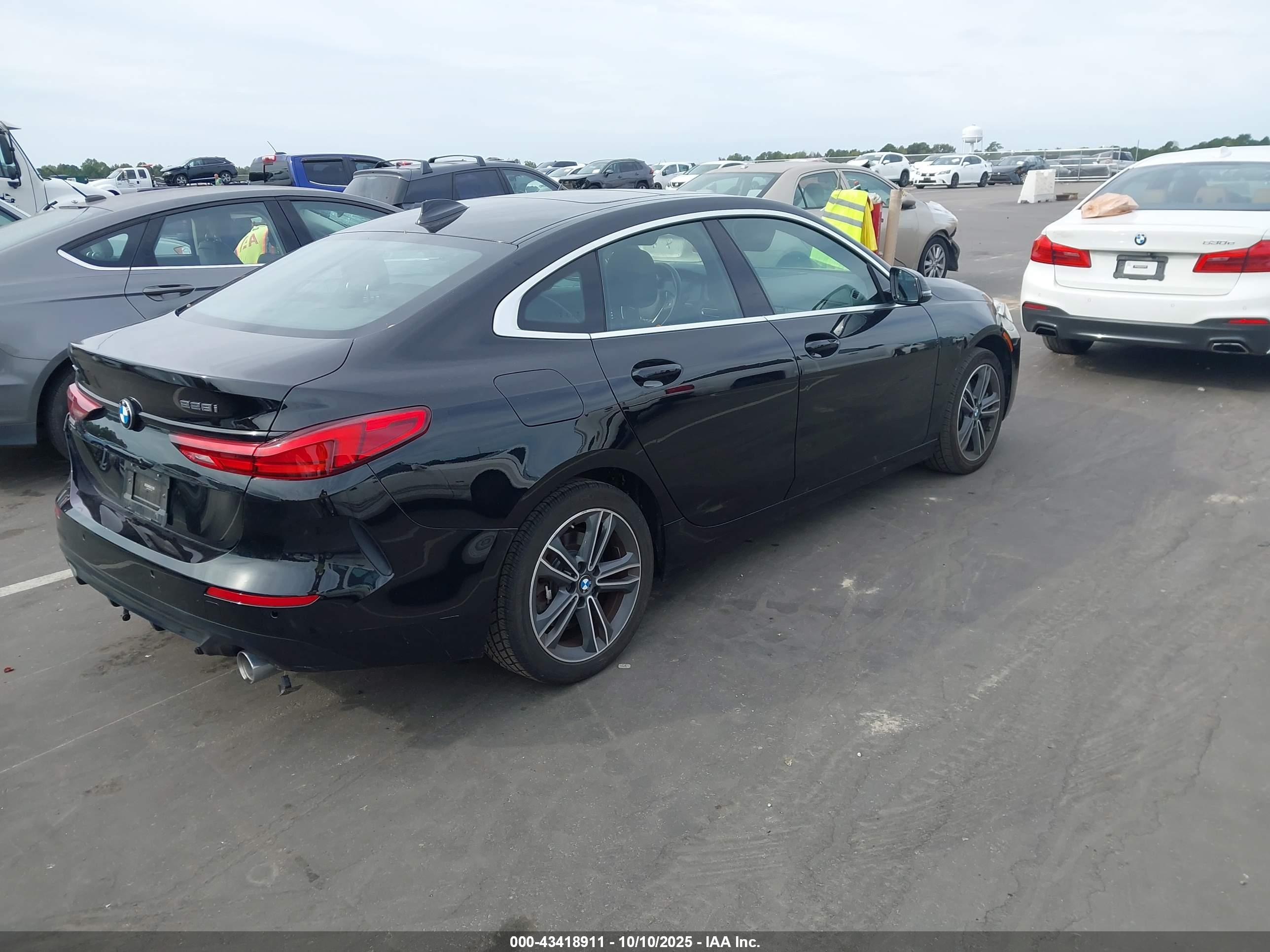BMW 228I image 4