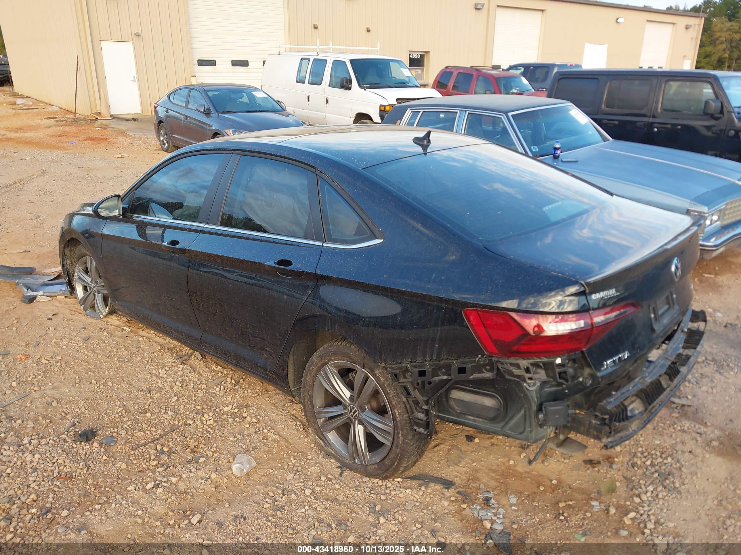 VOLKSWAGEN JETTA image 3