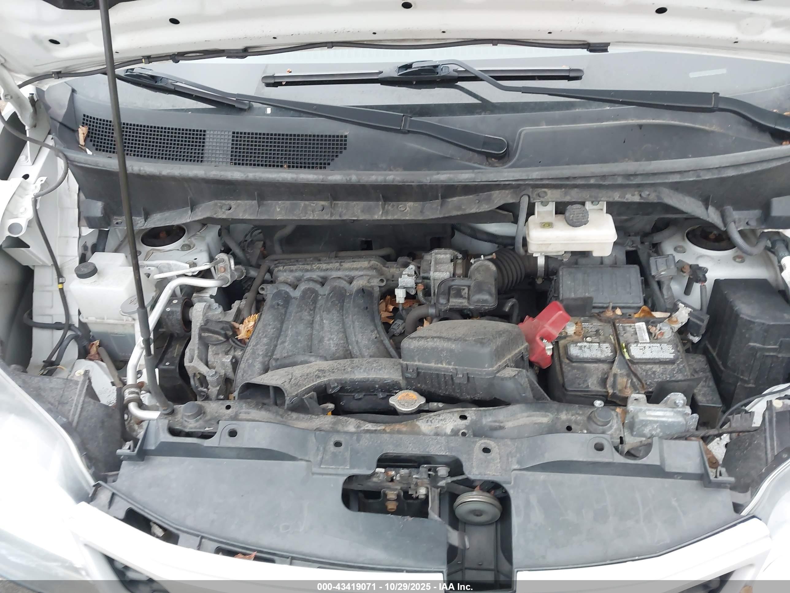 NISSAN NV200 image 10