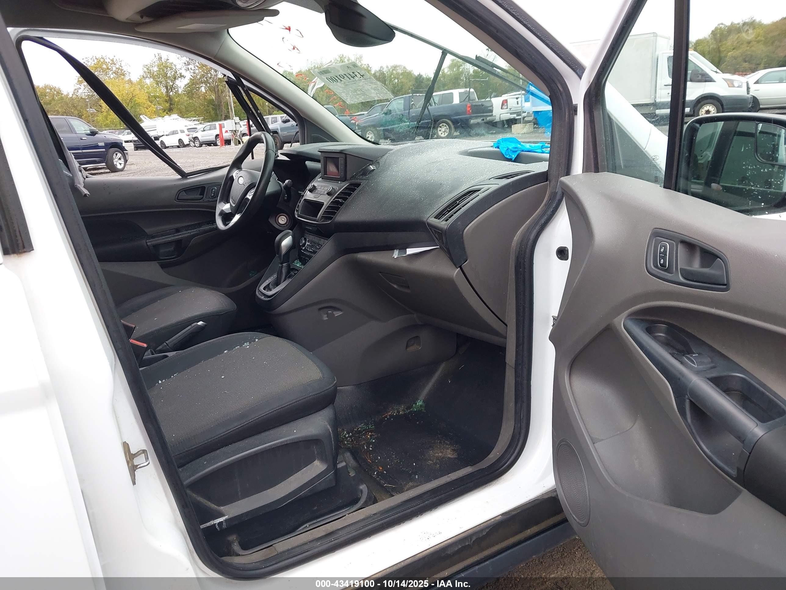 FORD TRANSIT image 5