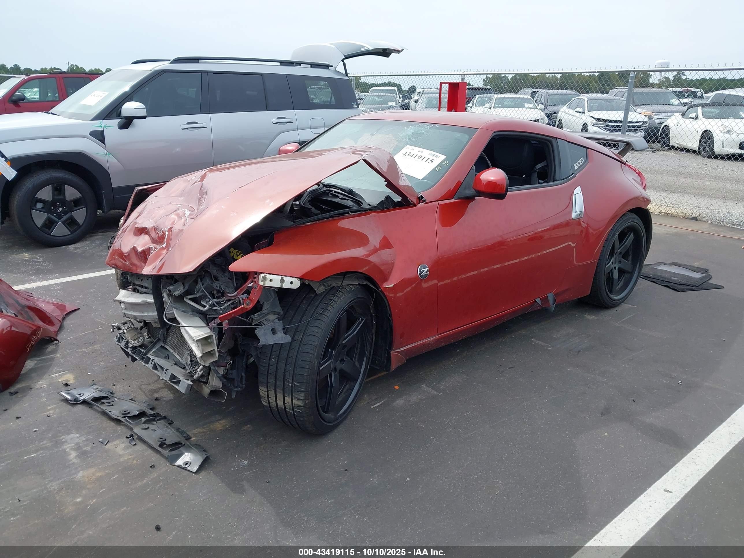 NISSAN 370Z image 2