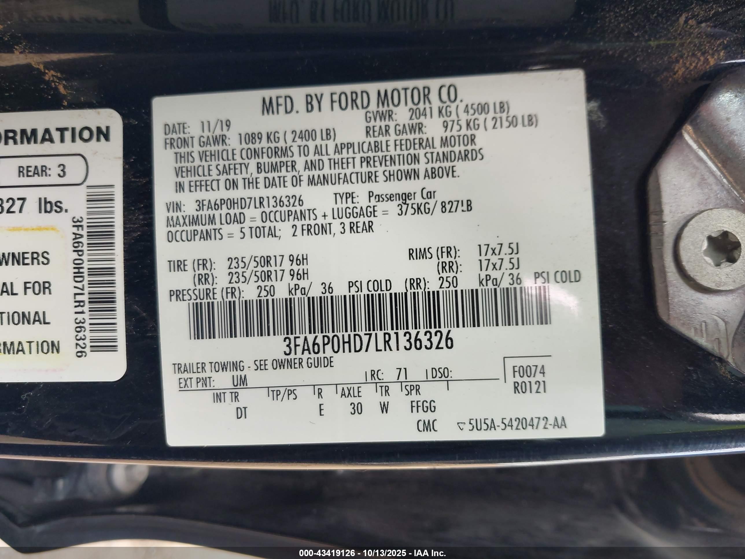 FORD FUSION image 9