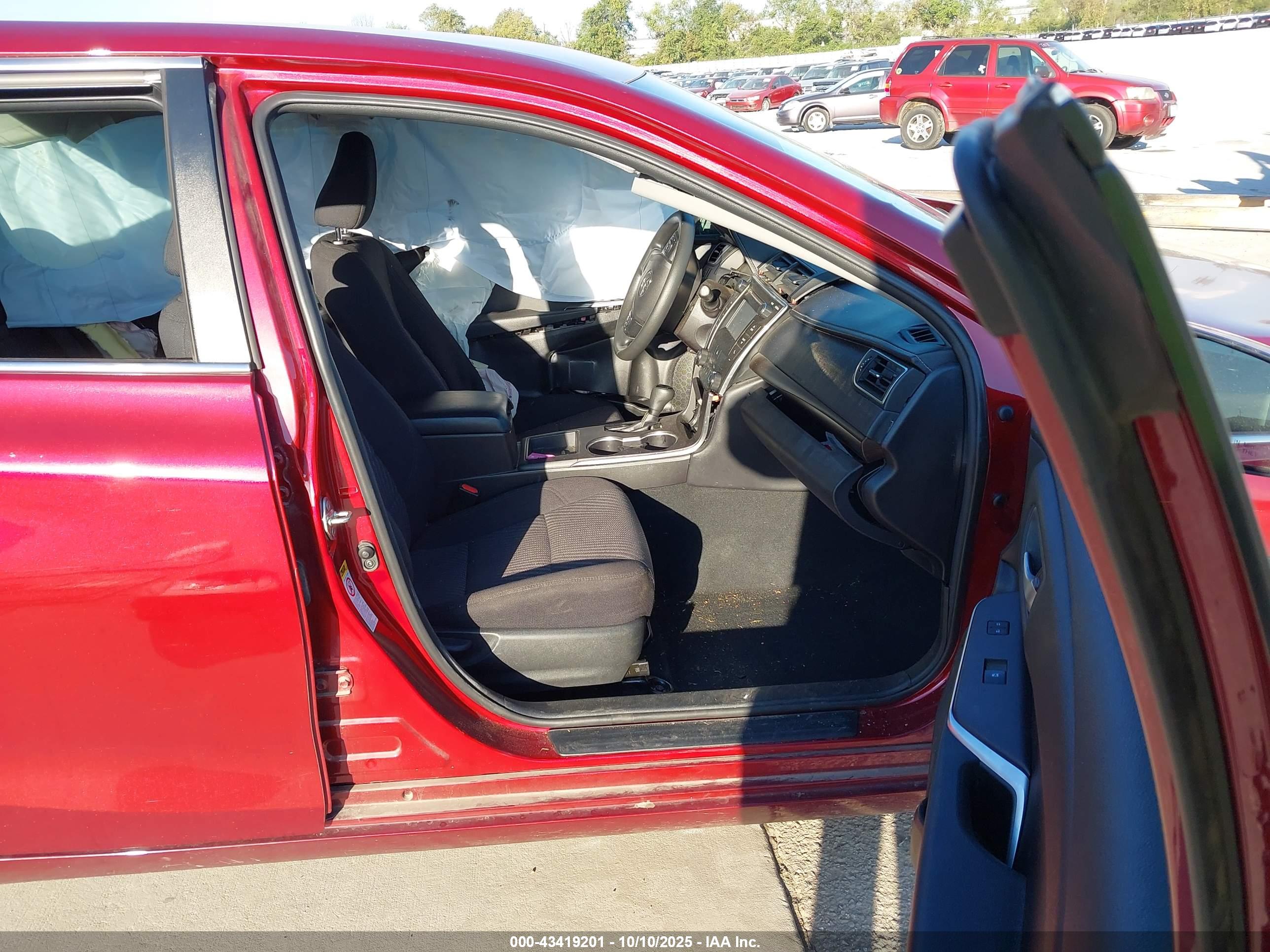 TOYOTA CAMRY image 5