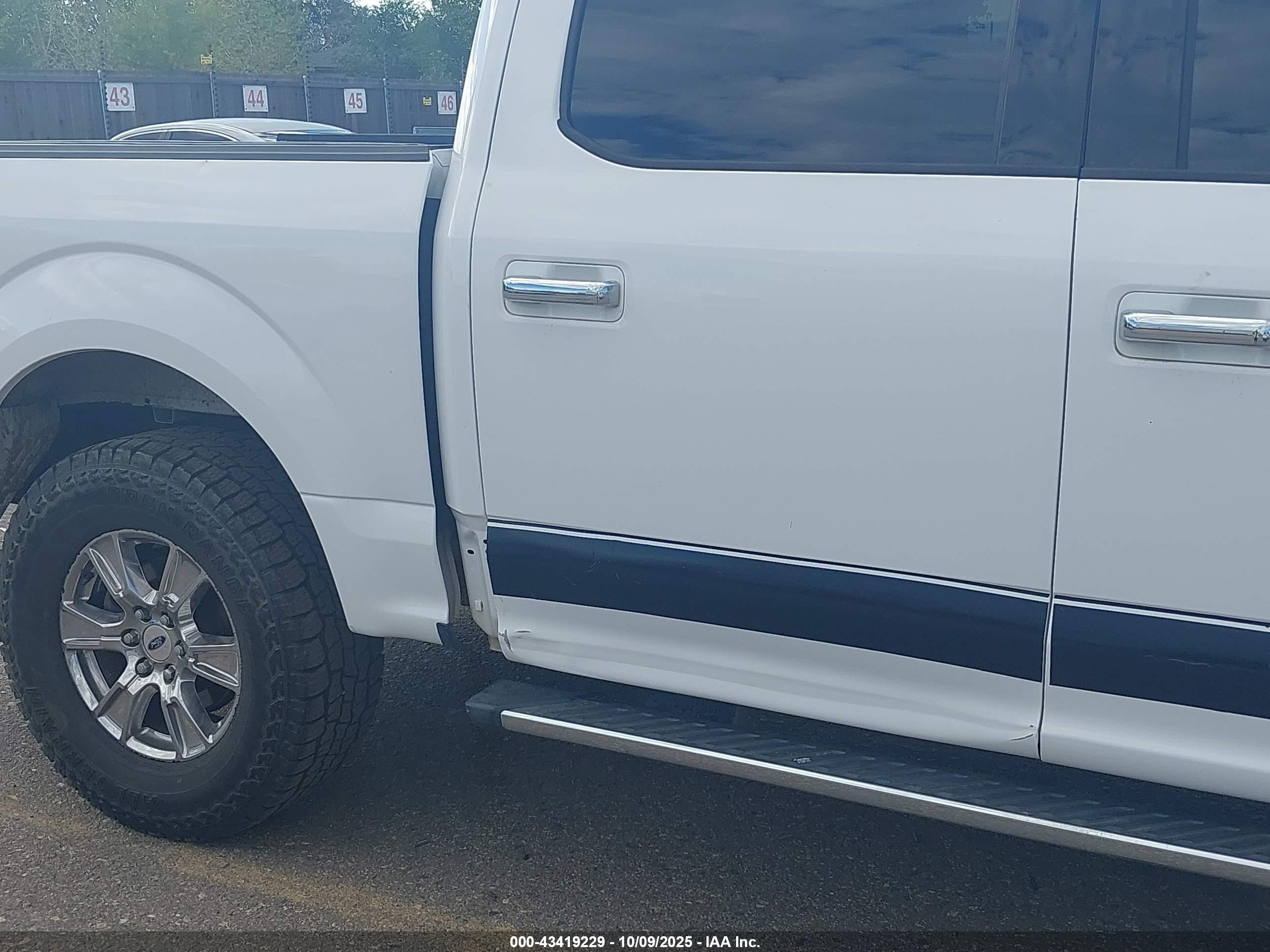 FORD F-150 image 6