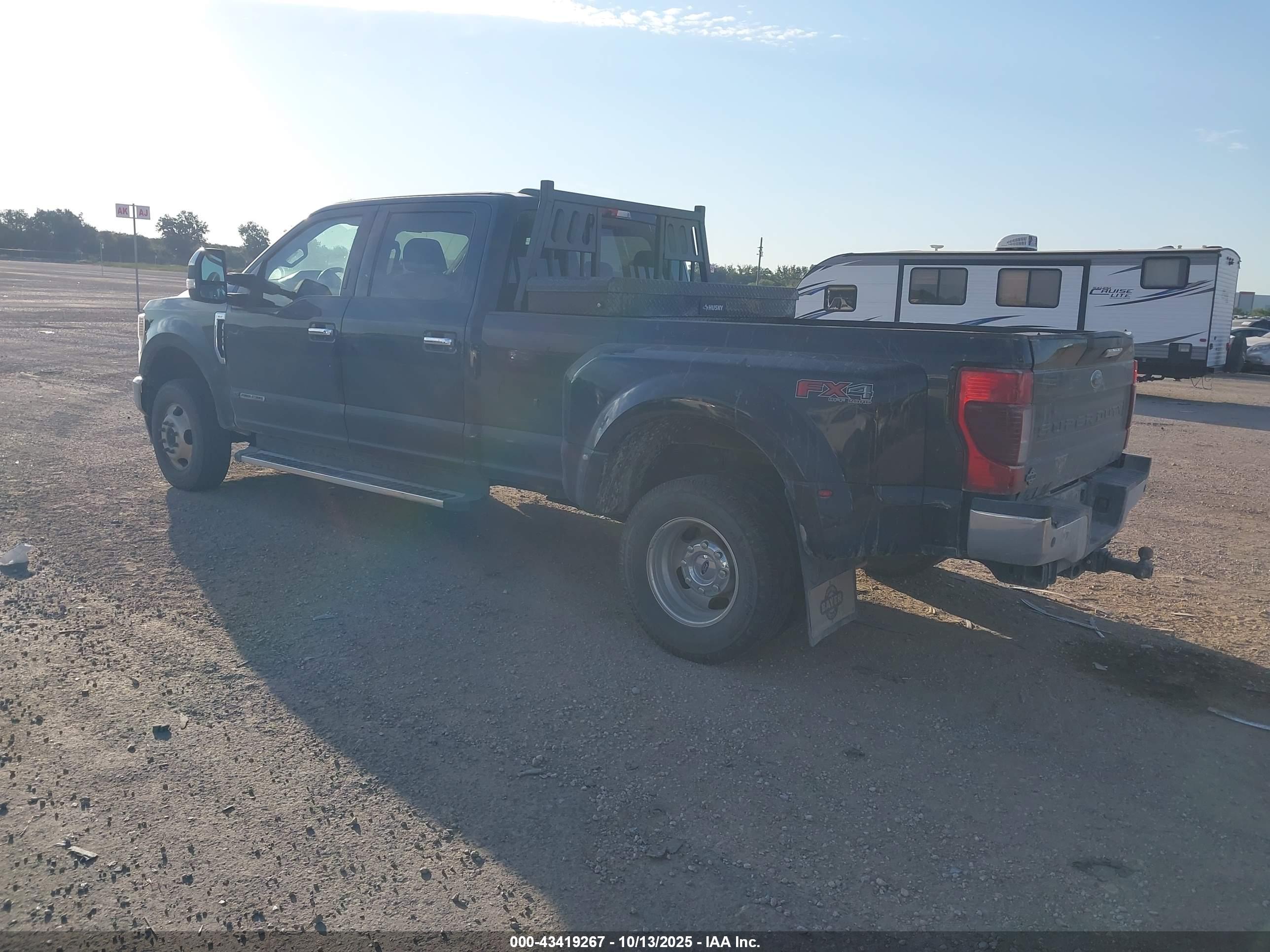 FORD F-350 image 3