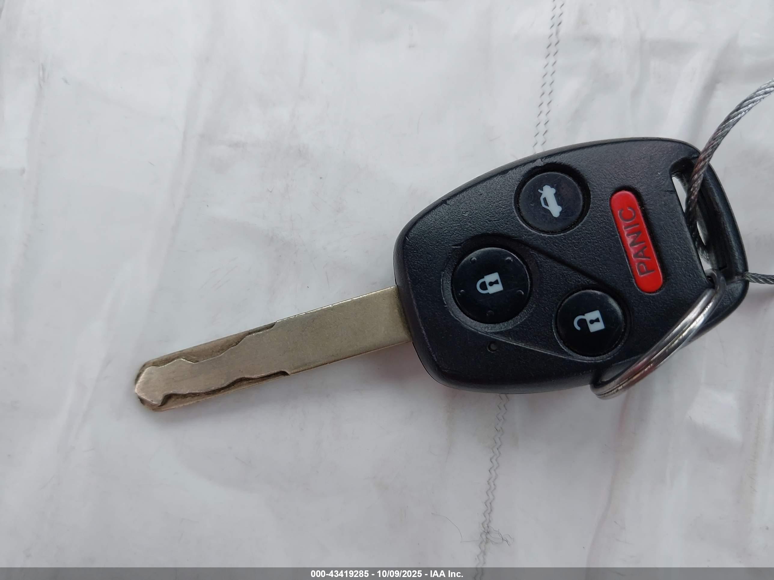 HONDA CIVIC image 11
