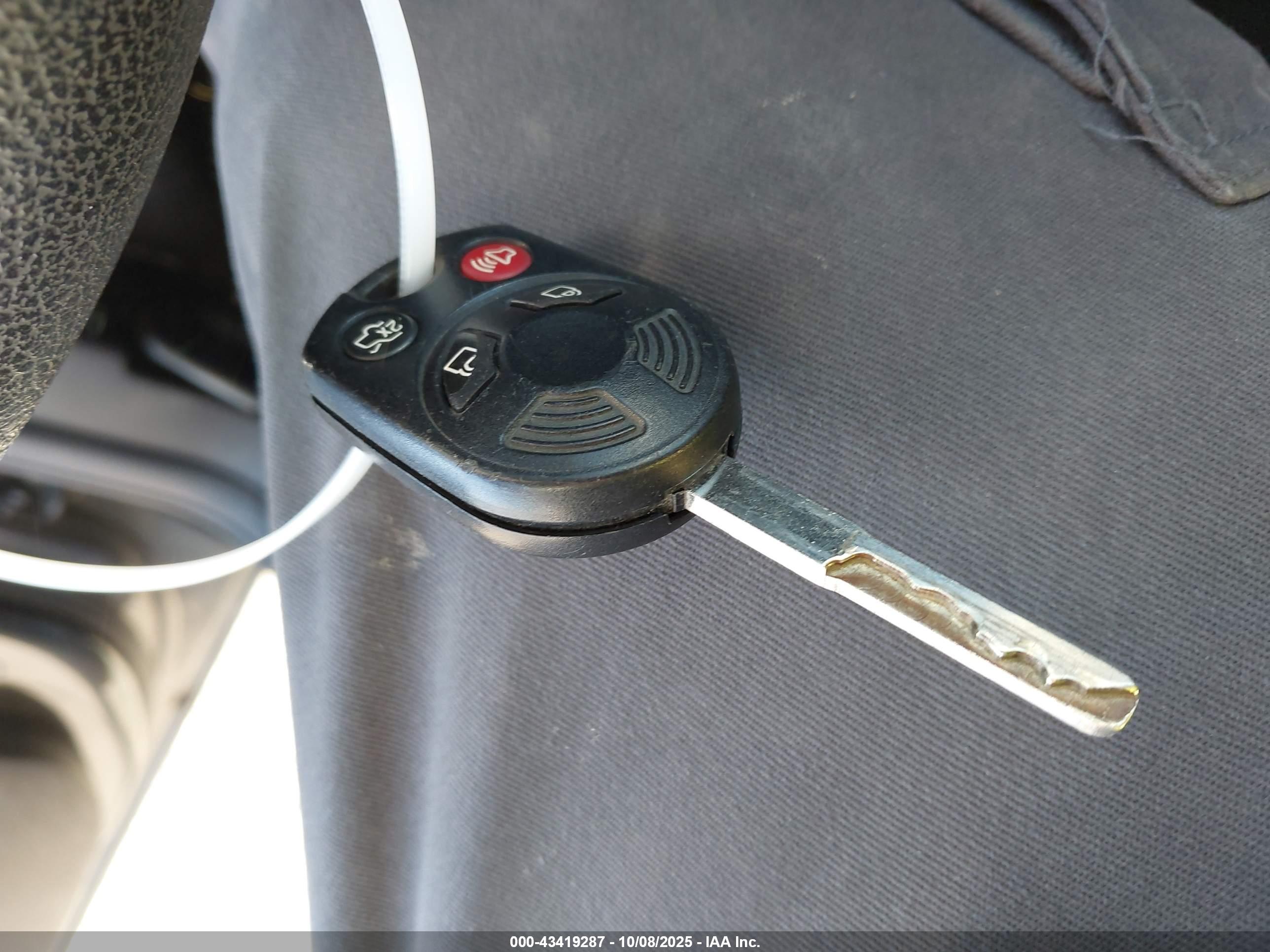 FORD FOCUS image 11