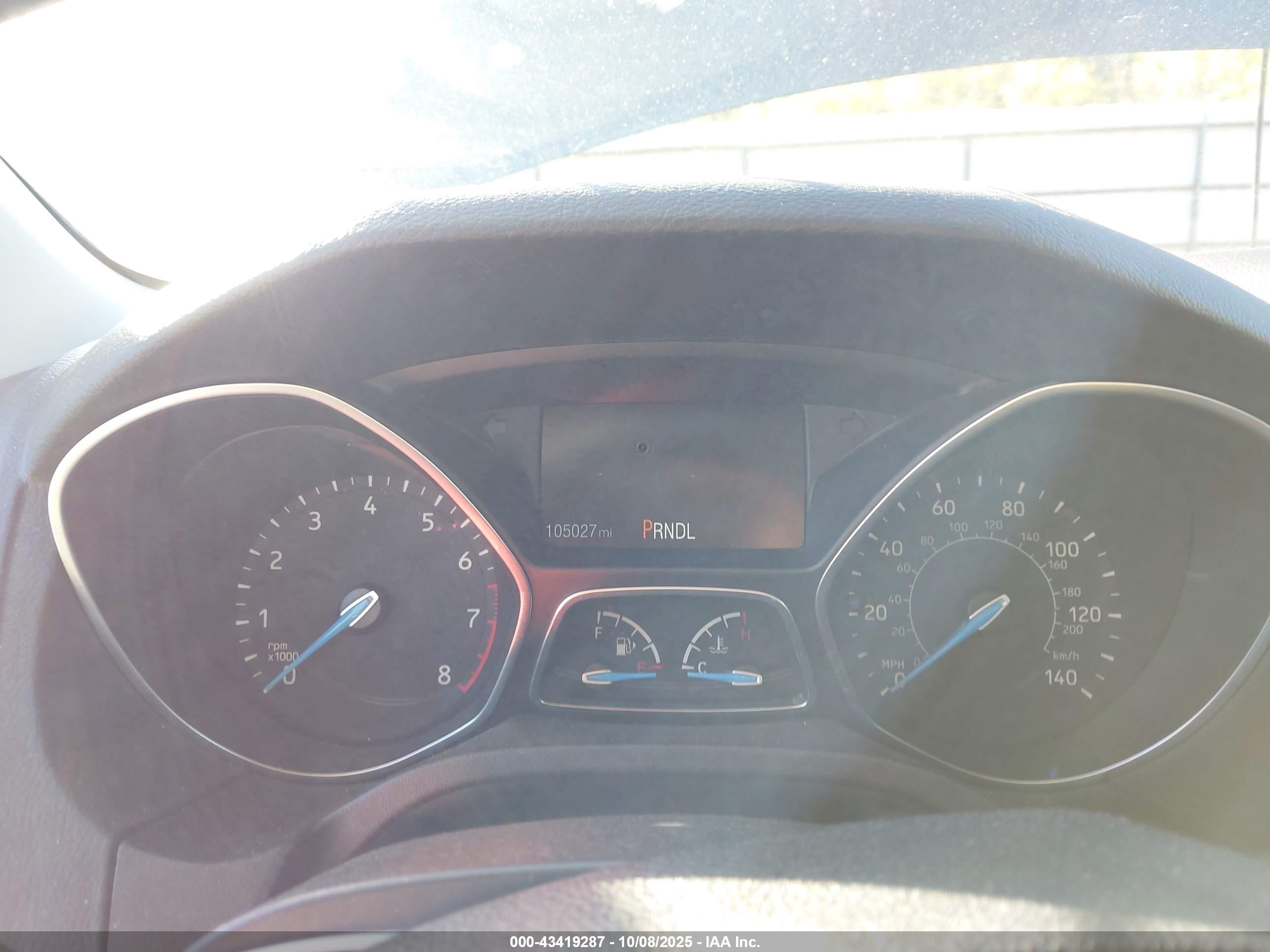 FORD FOCUS image 7