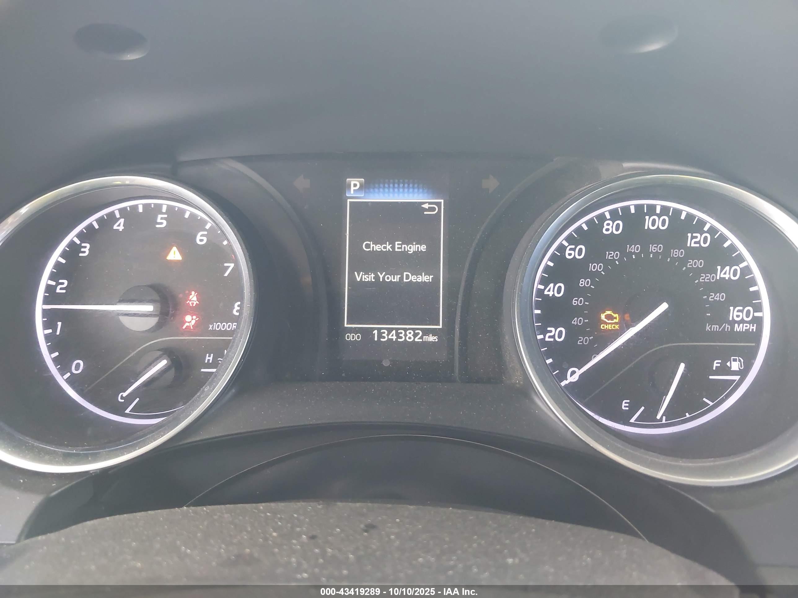 TOYOTA CAMRY image 7